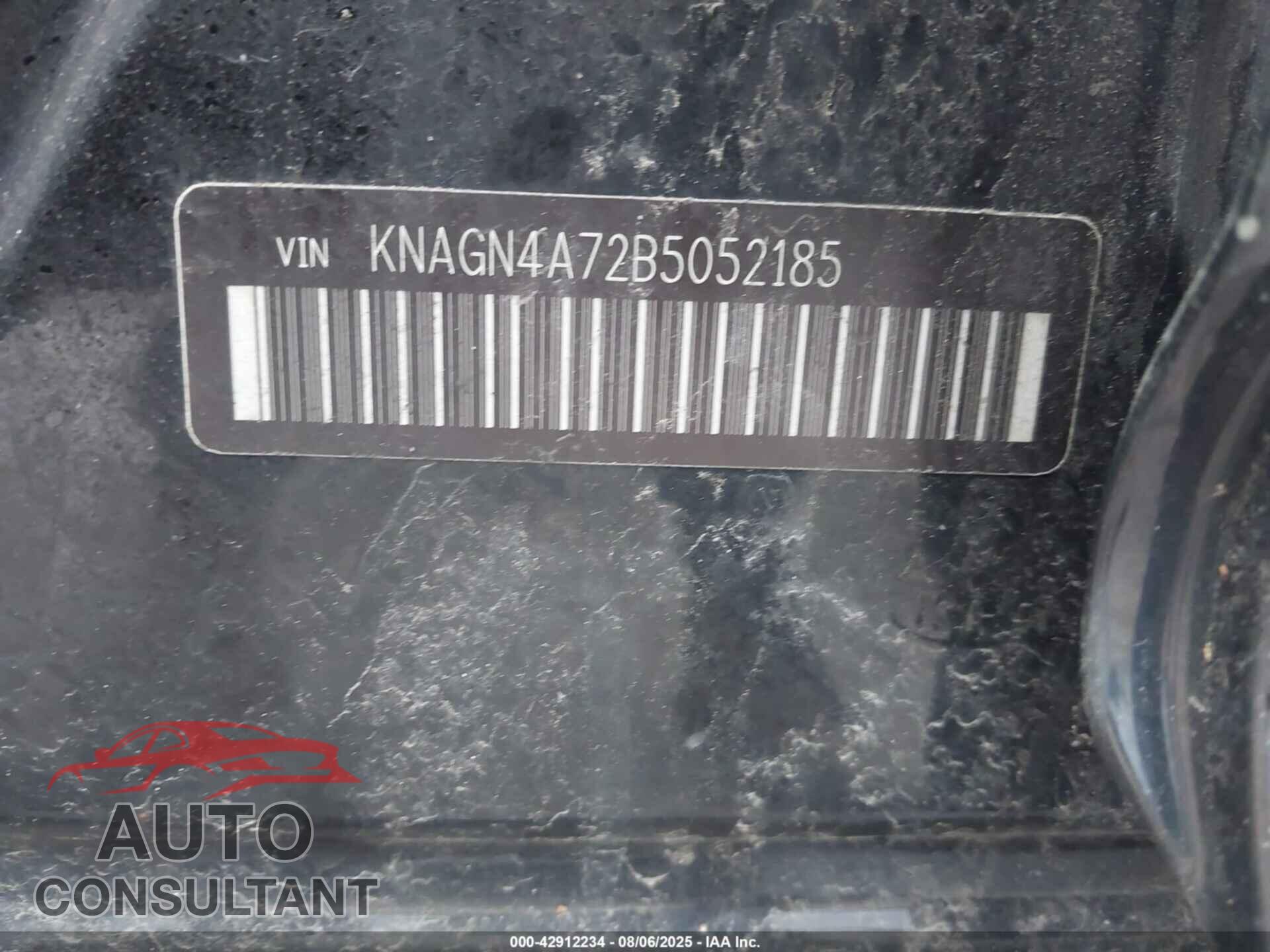 KIA OPTIMA 2011 - KNAGN4A72B5052185