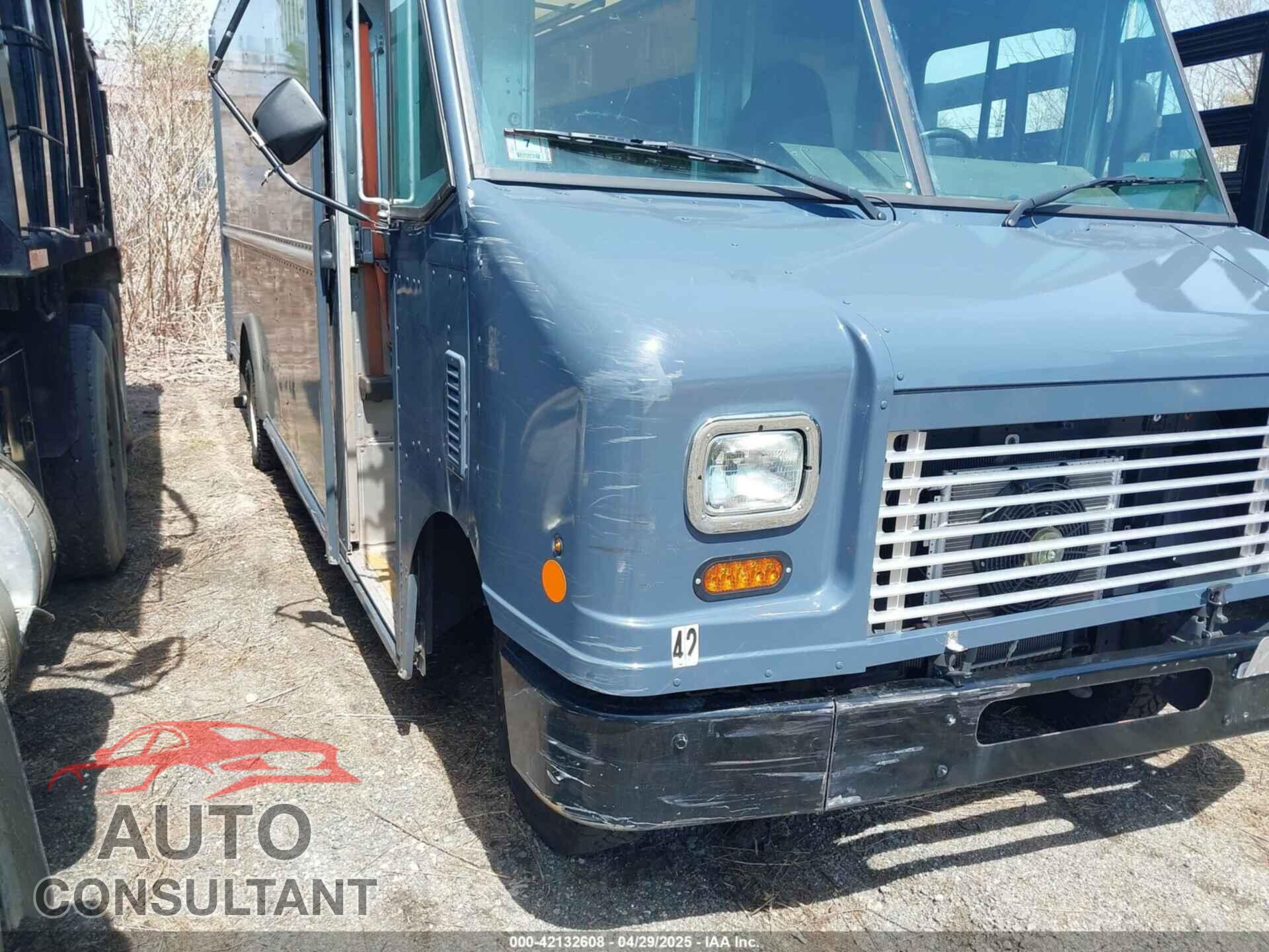 FORD E-450 STRIPPED 2019 - 1FC3E4K63KDC48097