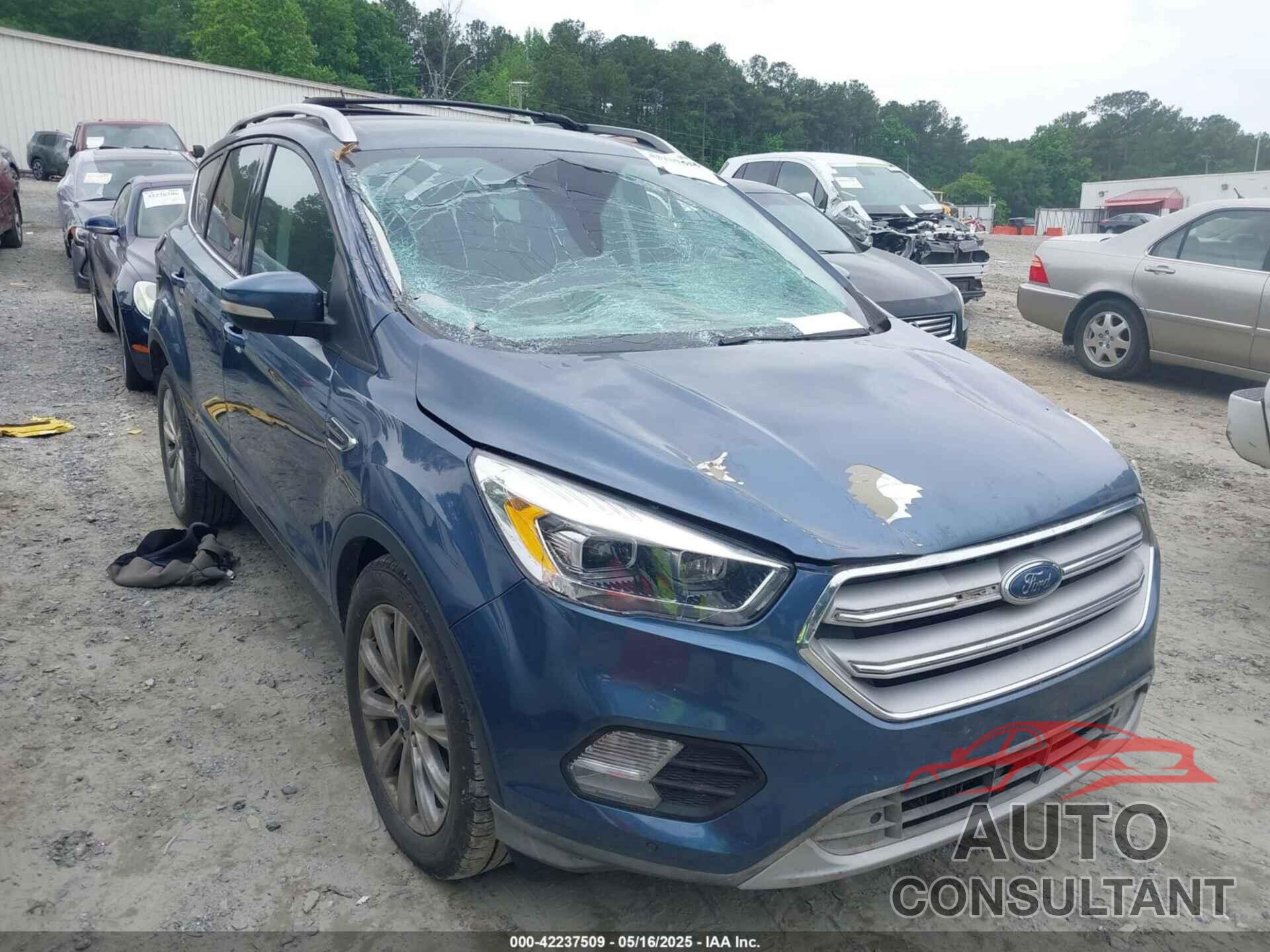 FORD ESCAPE 2018 - 1FMCU0J99JUA12717