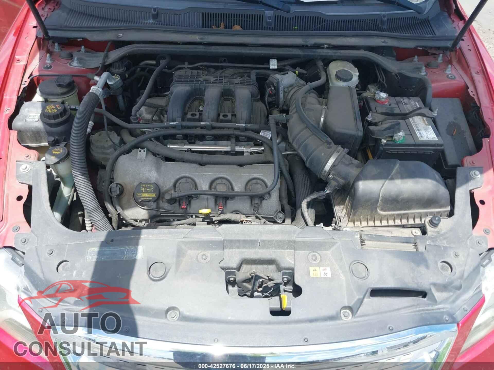 FORD TAURUS 2012 - 1FAHP2EW2CG118074