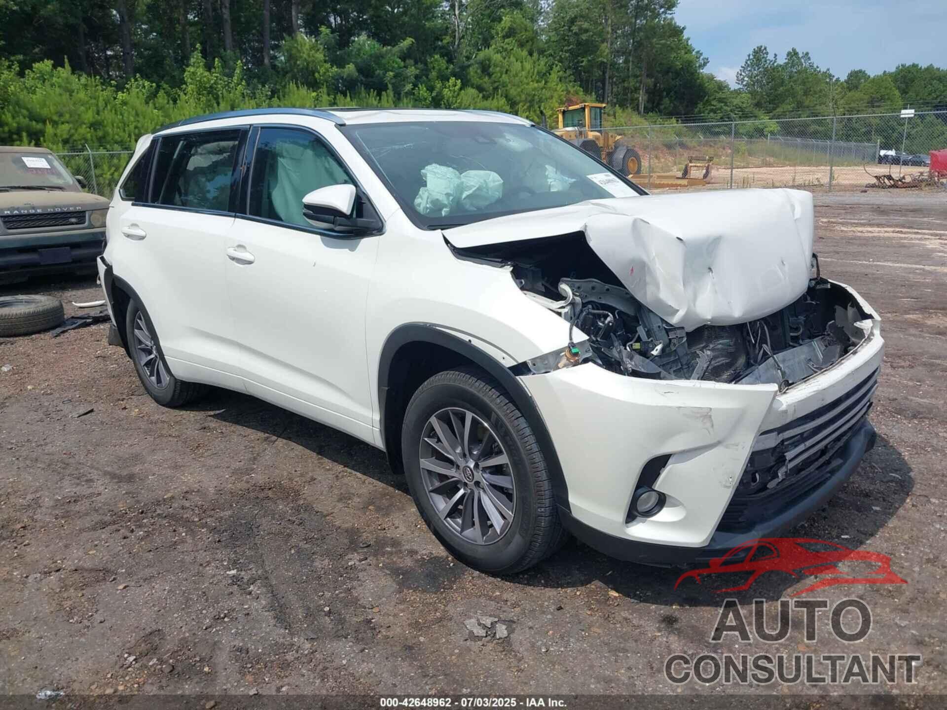 TOYOTA HIGHLANDER 2017 - 5TDKZRFH5HS510904