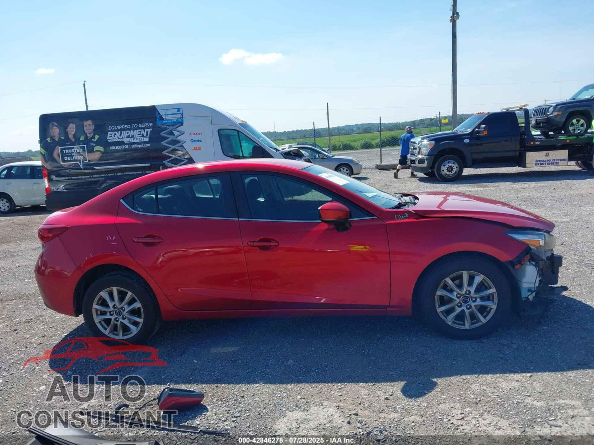 MAZDA MAZDA3 2017 - 3MZBN1U76HM103100