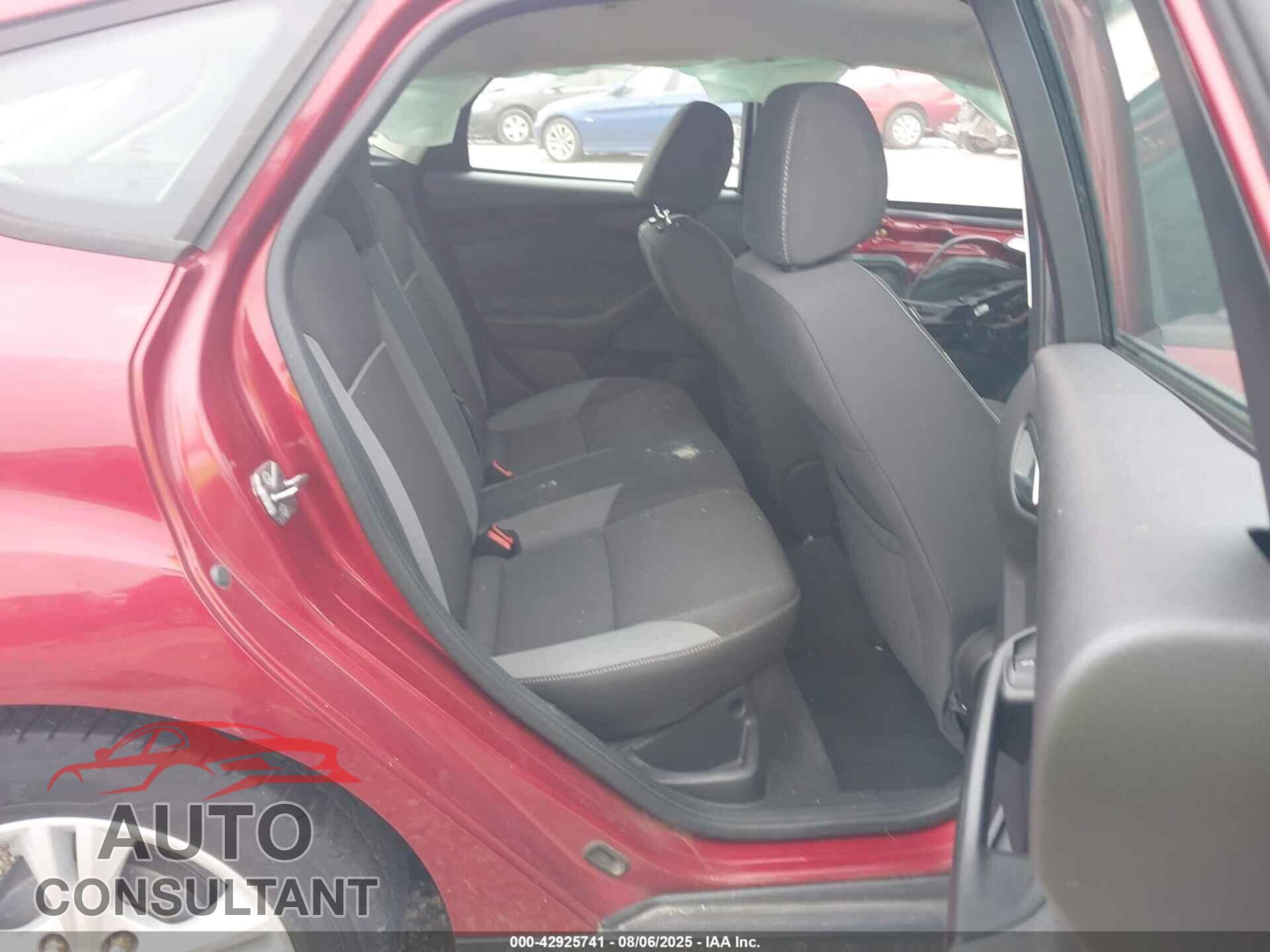 FORD FOCUS 2013 - 1FADP3K29DL199640