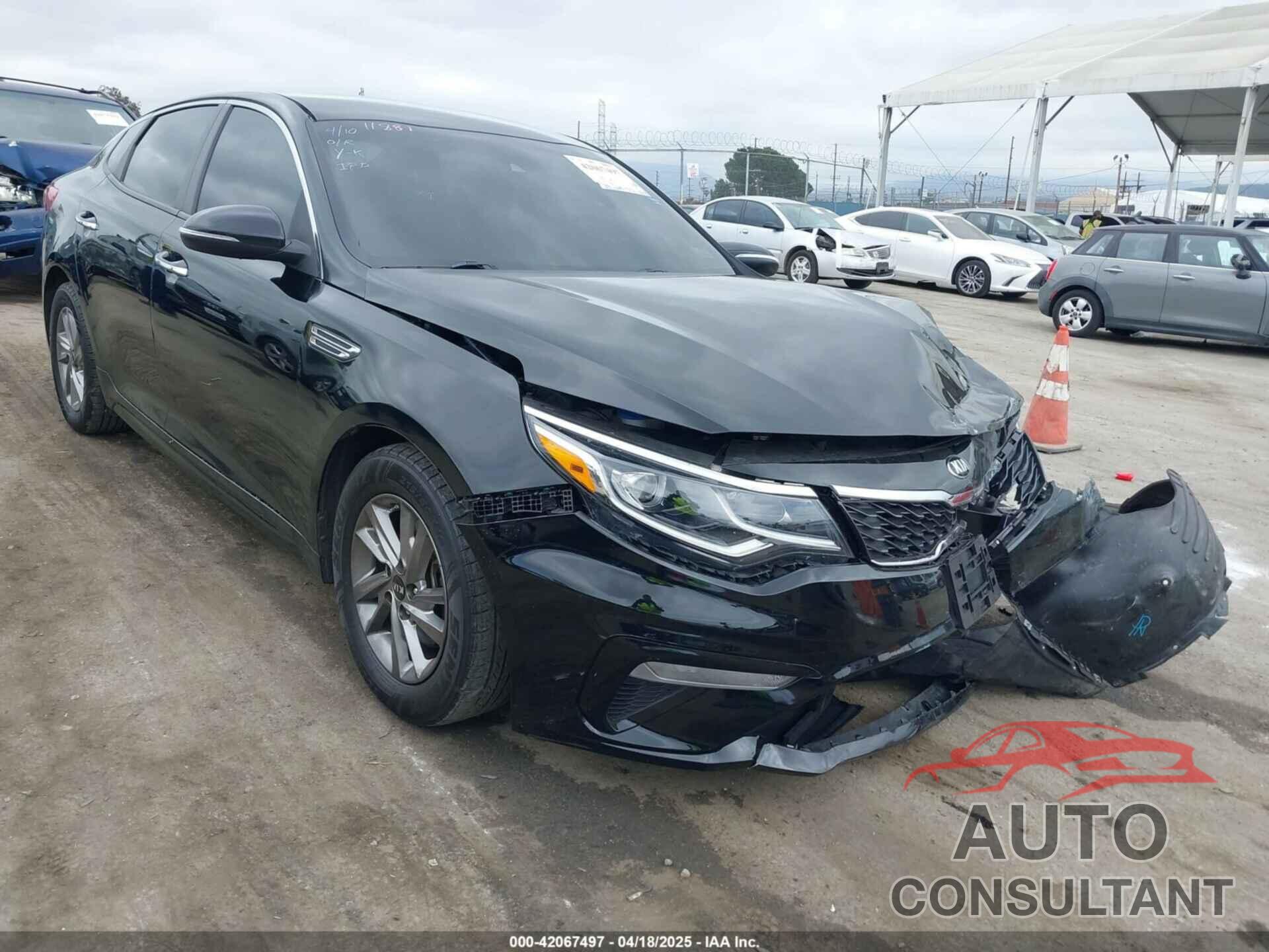 KIA OPTIMA 2019 - 5XXGT4L38KG335561