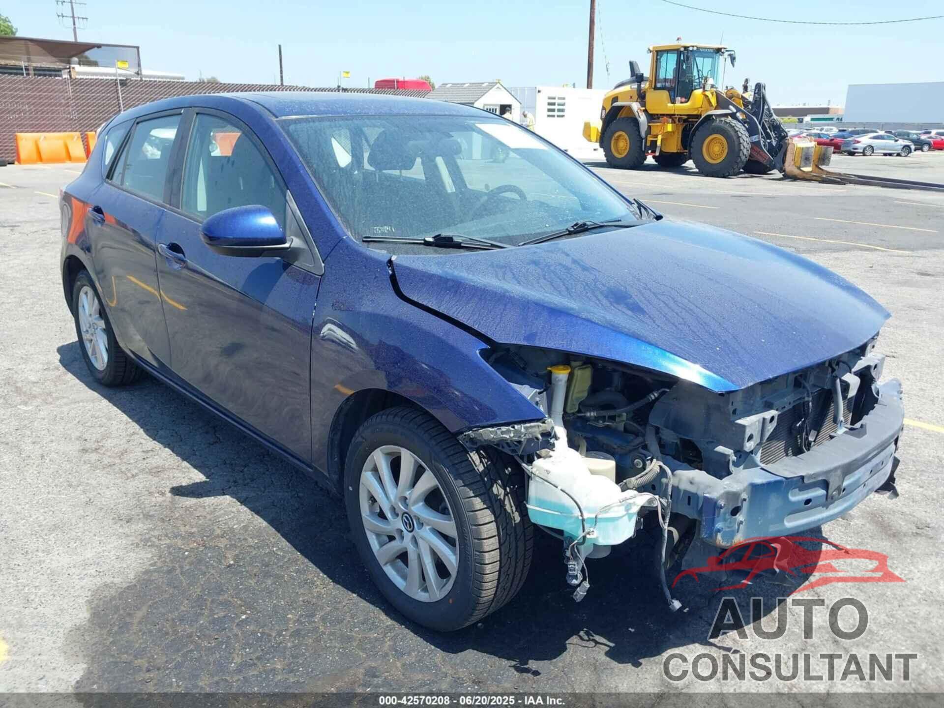 MAZDA MAZDA3 2013 - JM1BL1L89D1707007