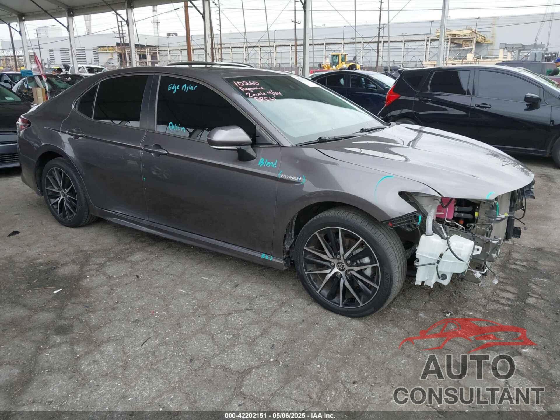 TOYOTA CAMRY 2021 - 4T1S31AKXMU558387