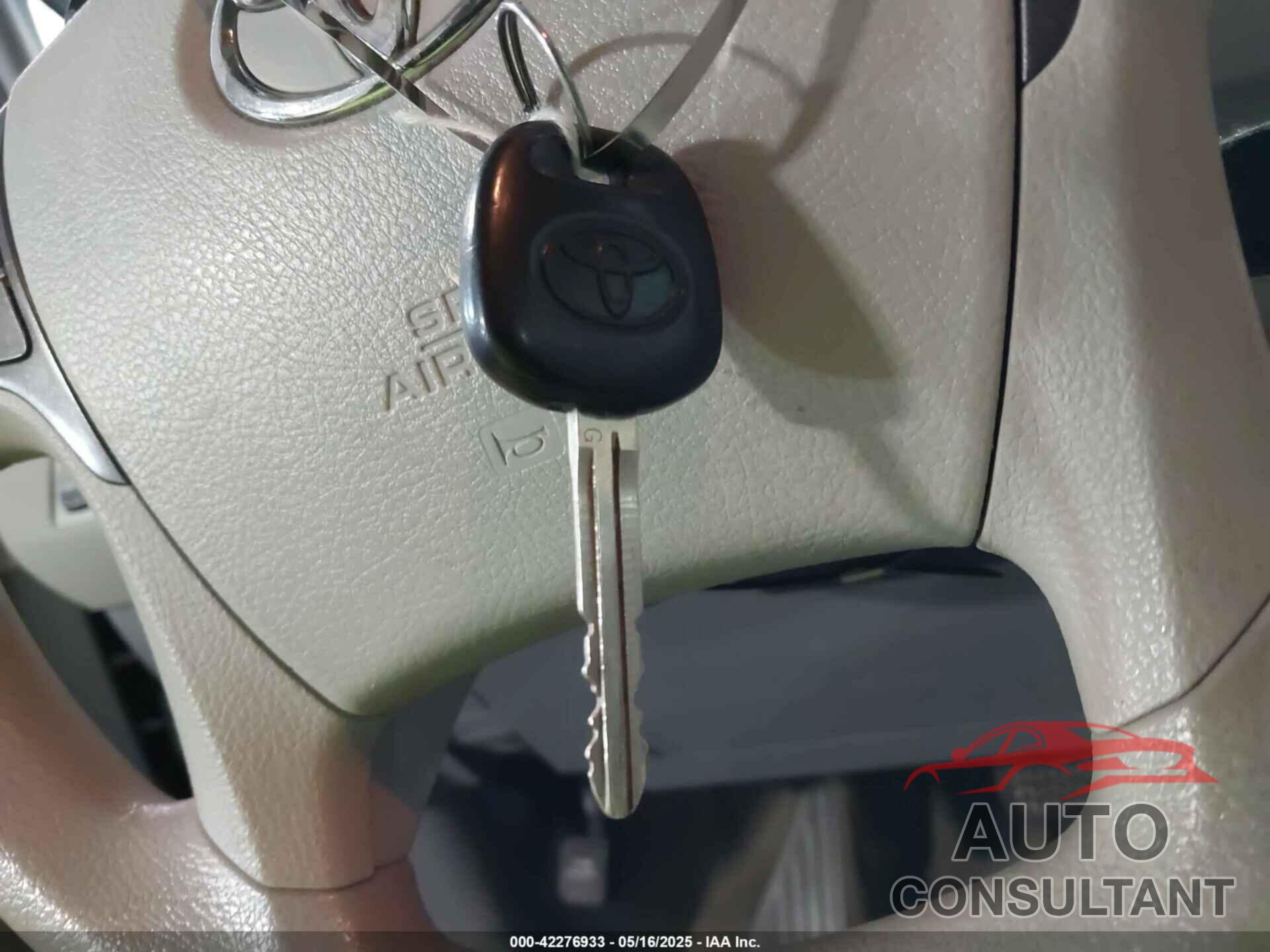 TOYOTA SIENNA 2011 - 5TDKK3DC8BS171619
