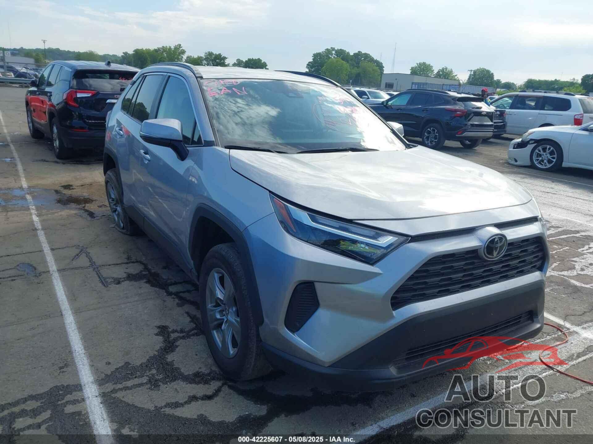 TOYOTA RAV4 2024 - 2T3W1RFV5RW305971