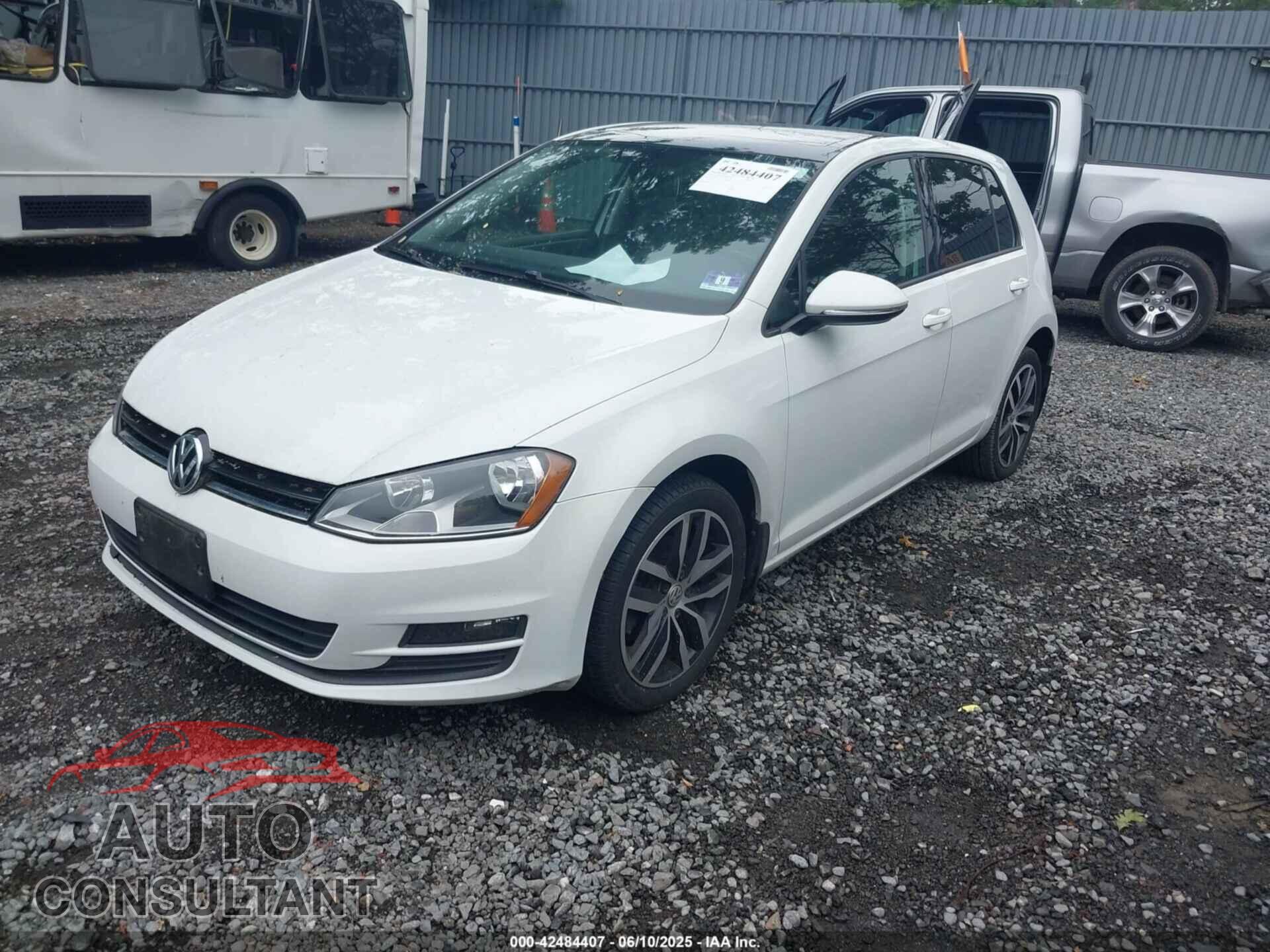VOLKSWAGEN GOLF 2017 - 3VW217AU4HM039714