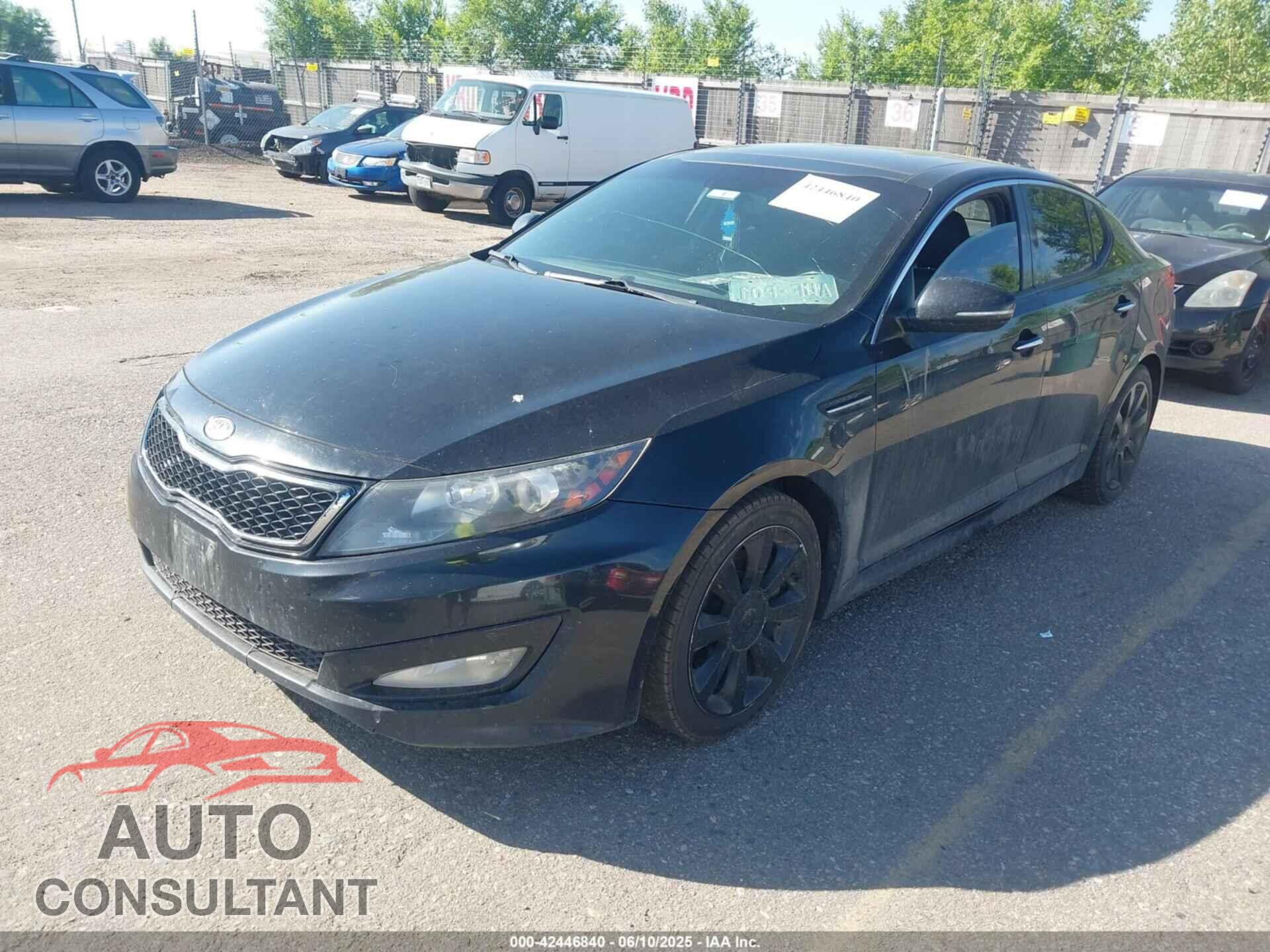 KIA OPTIMA 2012 - 5XXGR4A64CG033469
