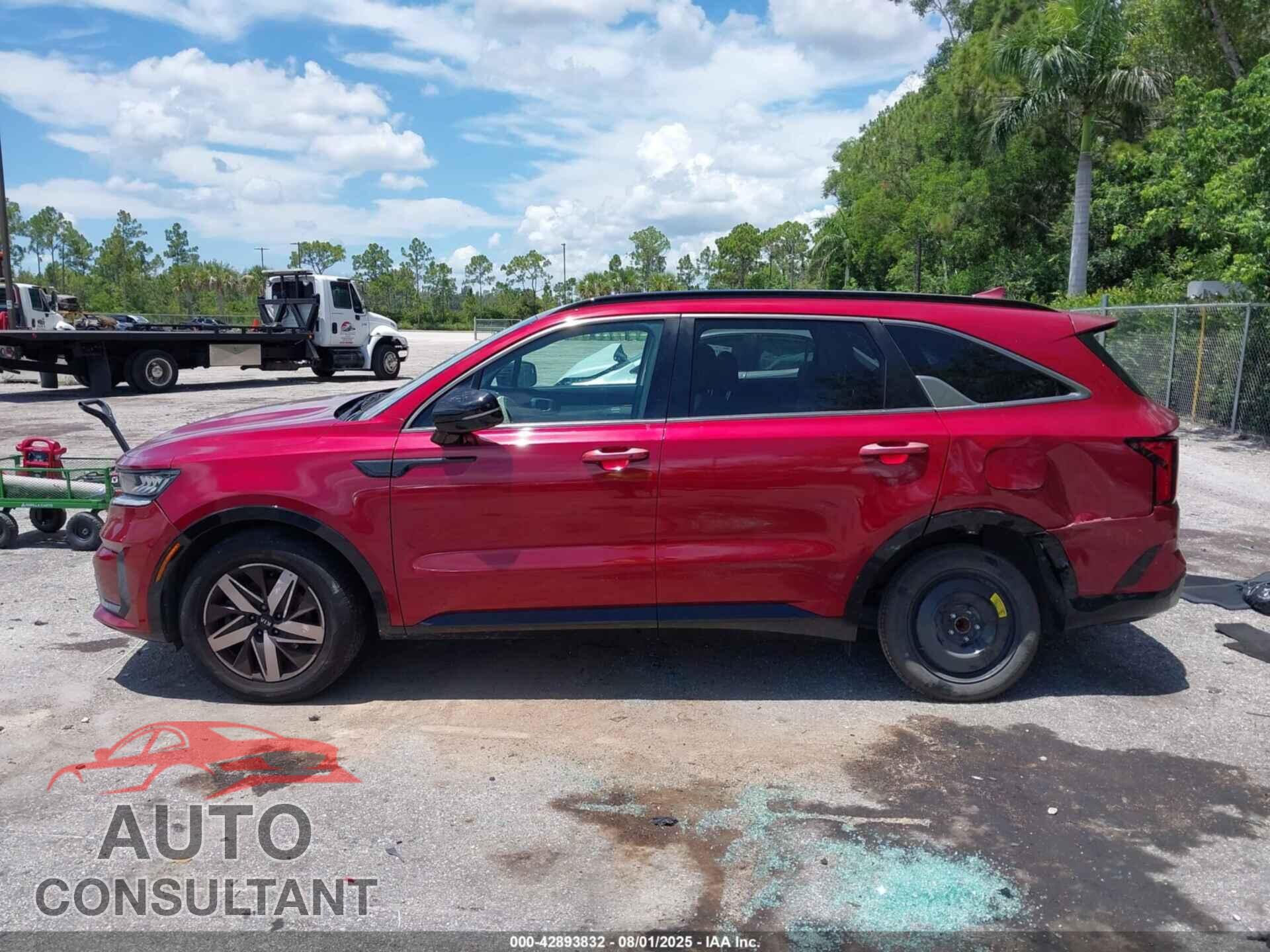 KIA SORENTO 2021 - 5XYRL4LC6MG056830