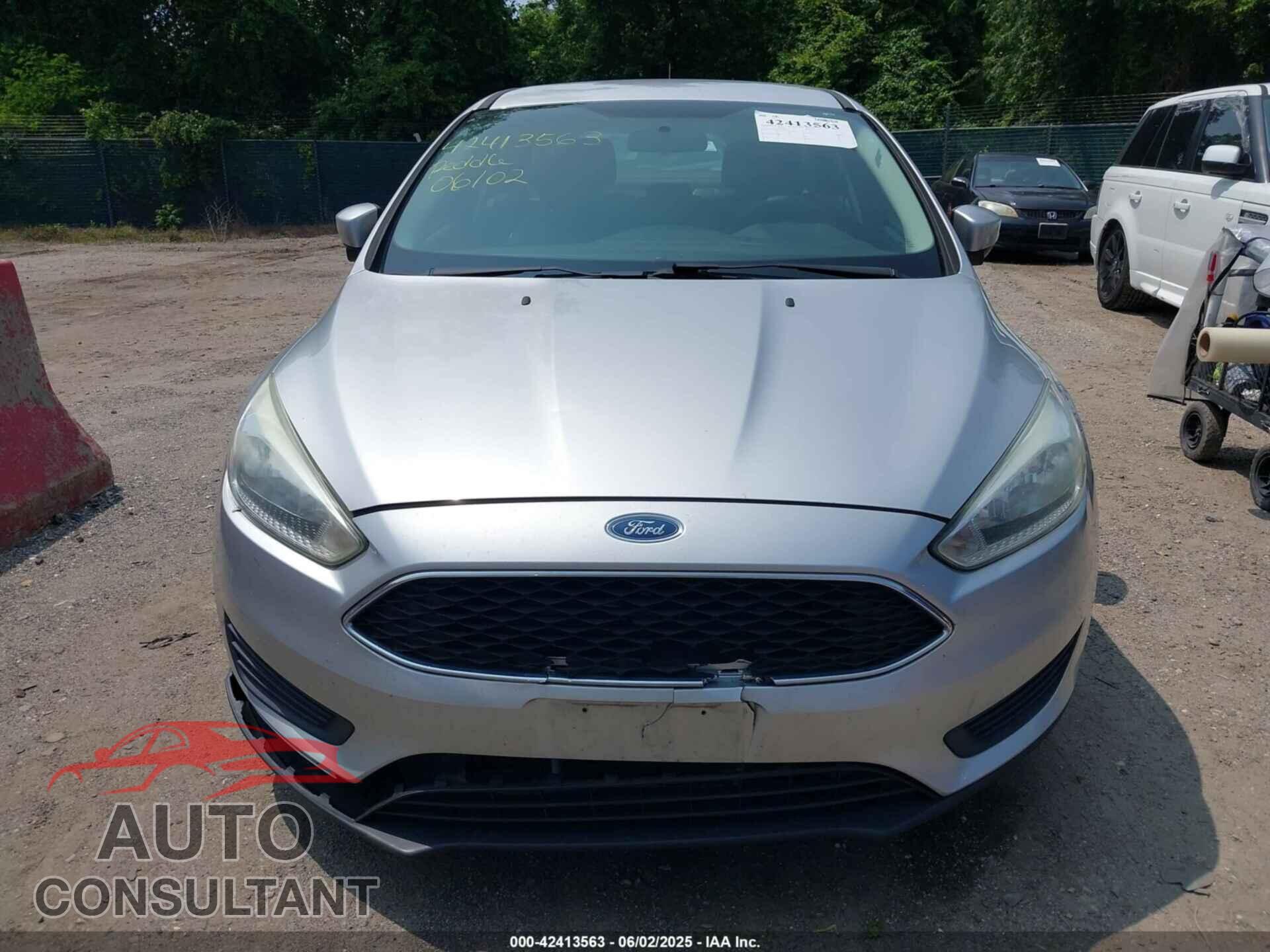 FORD FOCUS 2015 - 1FADP3F2XFL340065