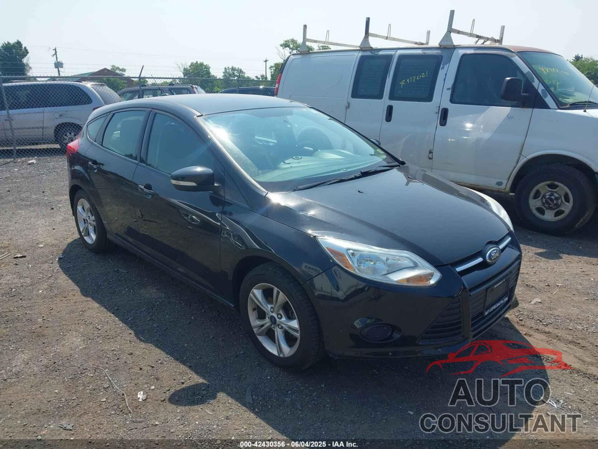 FORD FOCUS 2014 - 1FADP3K27EL318738