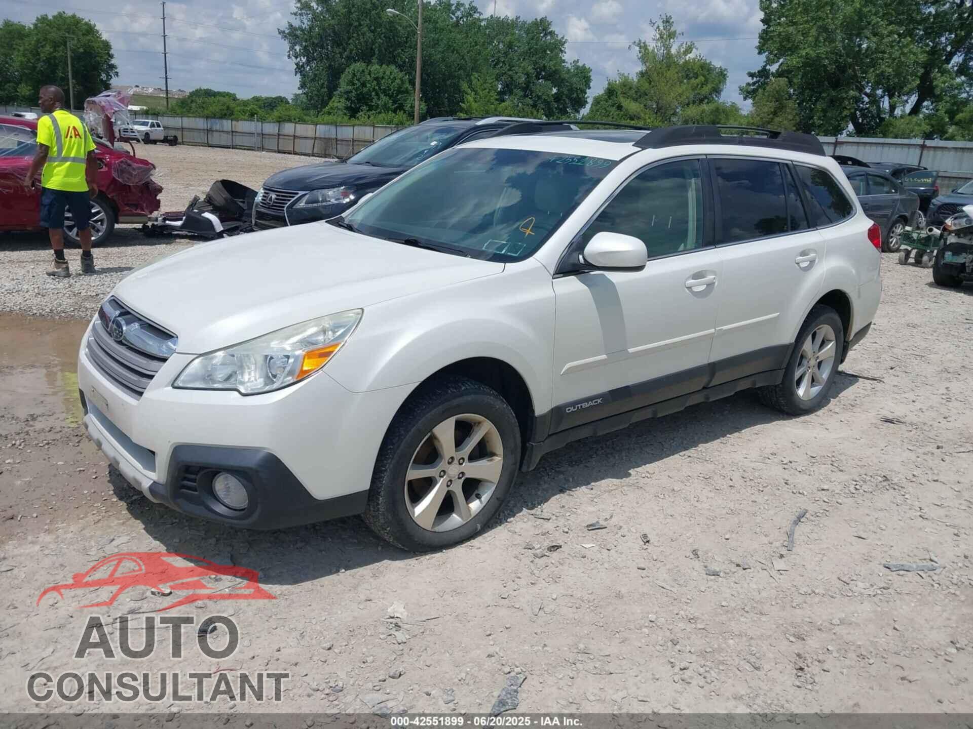 SUBARU OUTBACK 2013 - 4S4BRCLC7D3317831
