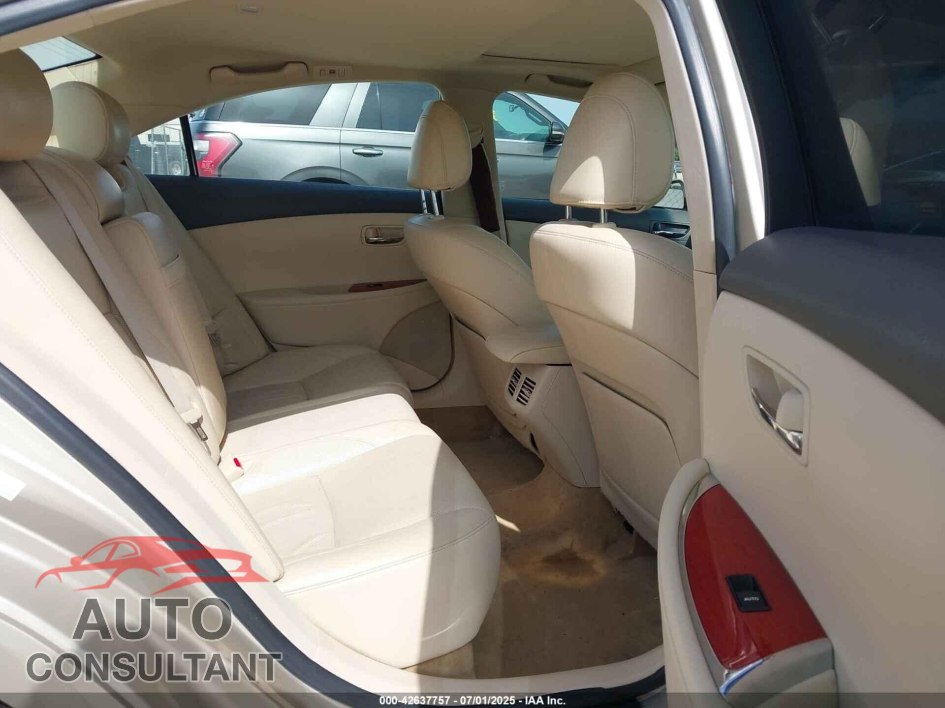 LEXUS ES 350 2012 - JTHBKIEG2C2511795