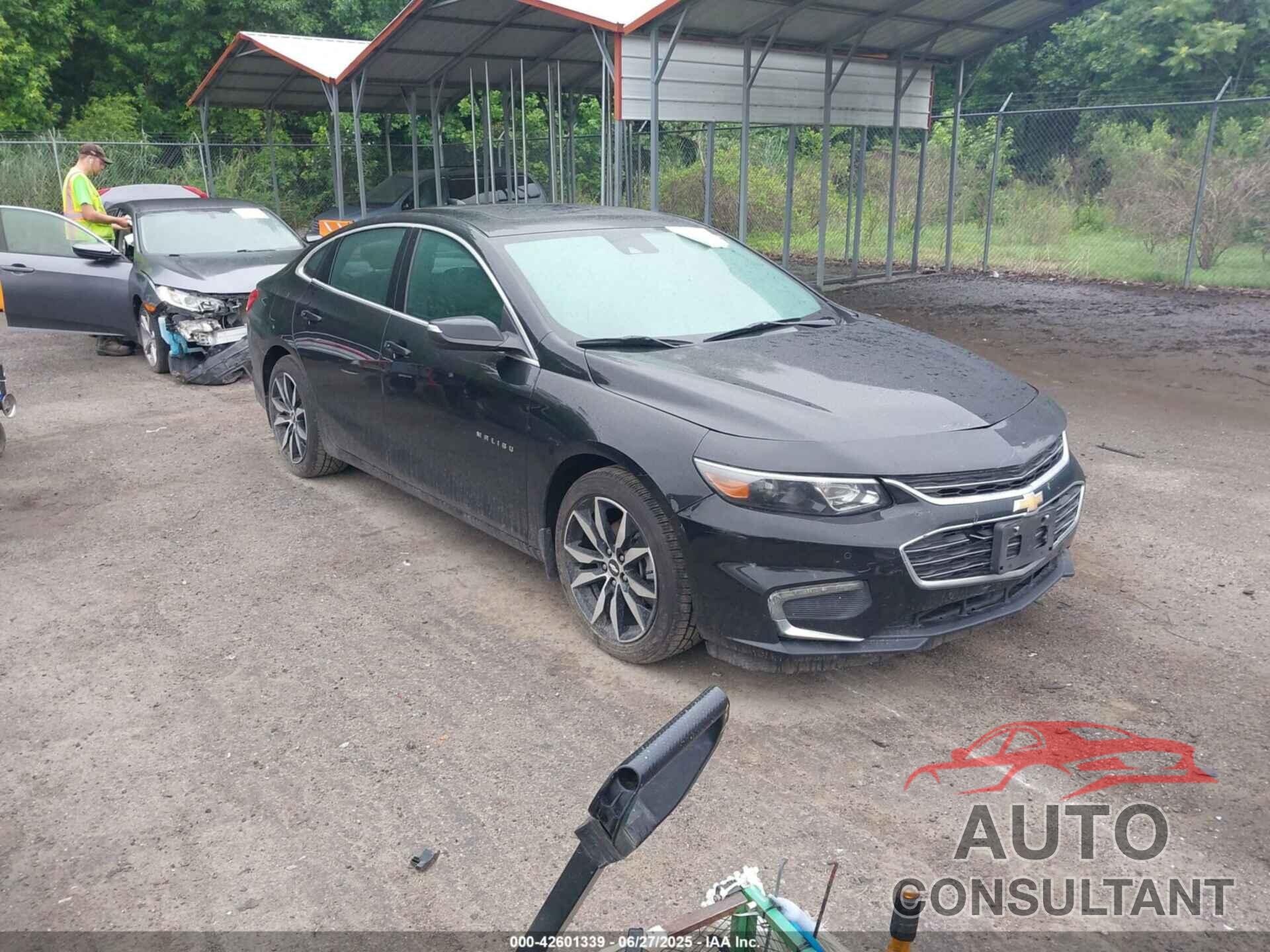CHEVROLET MALIBU 2017 - 1G1ZE5ST3HF243266