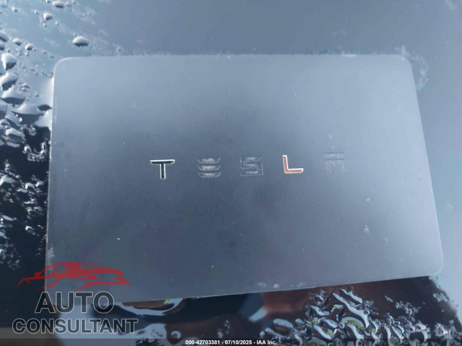 TESLA MODEL 3 2019 - 5YJ3E1EA2KF297153