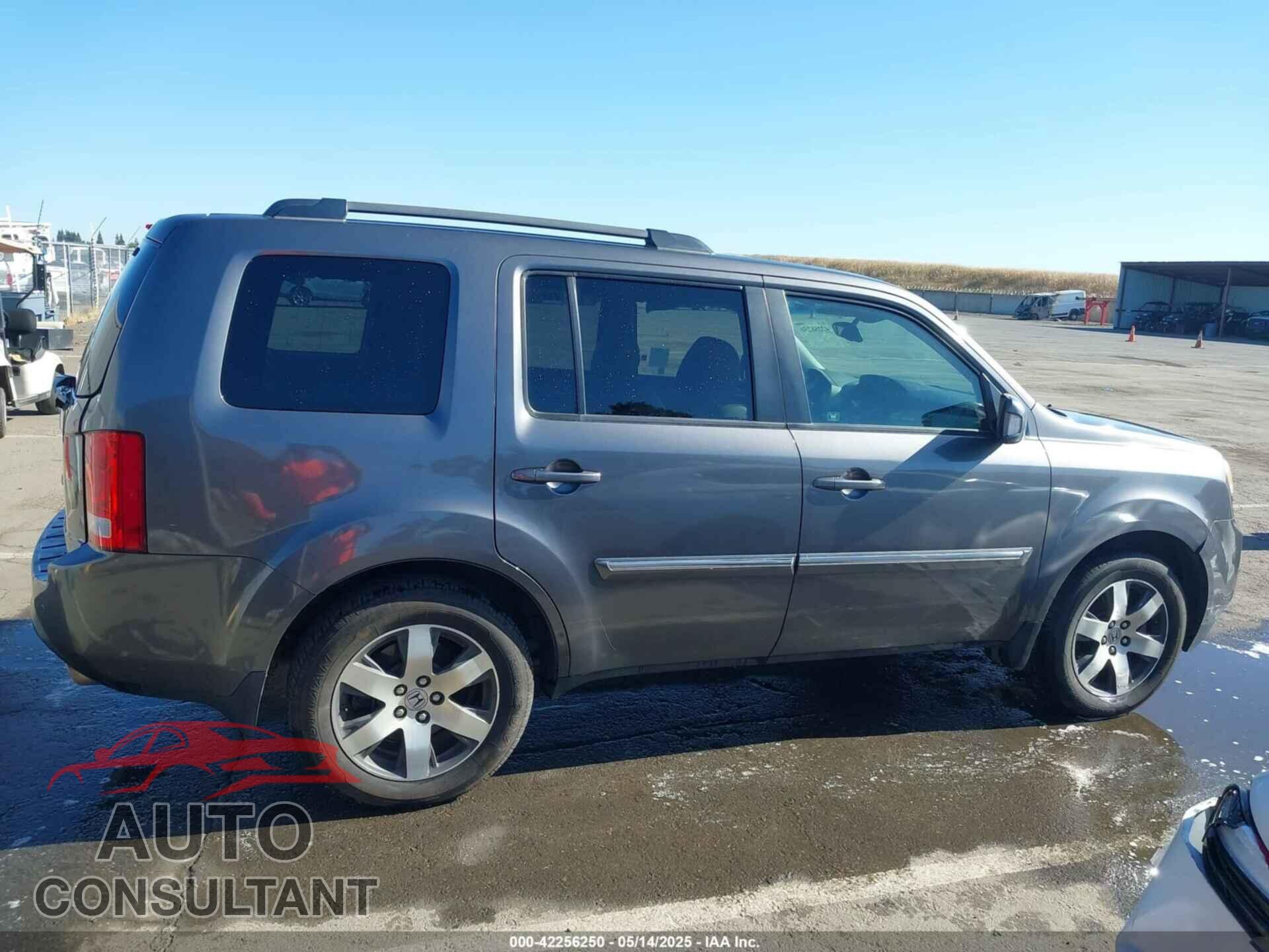HONDA PILOT 2012 - 5FNYF4H96CB084293