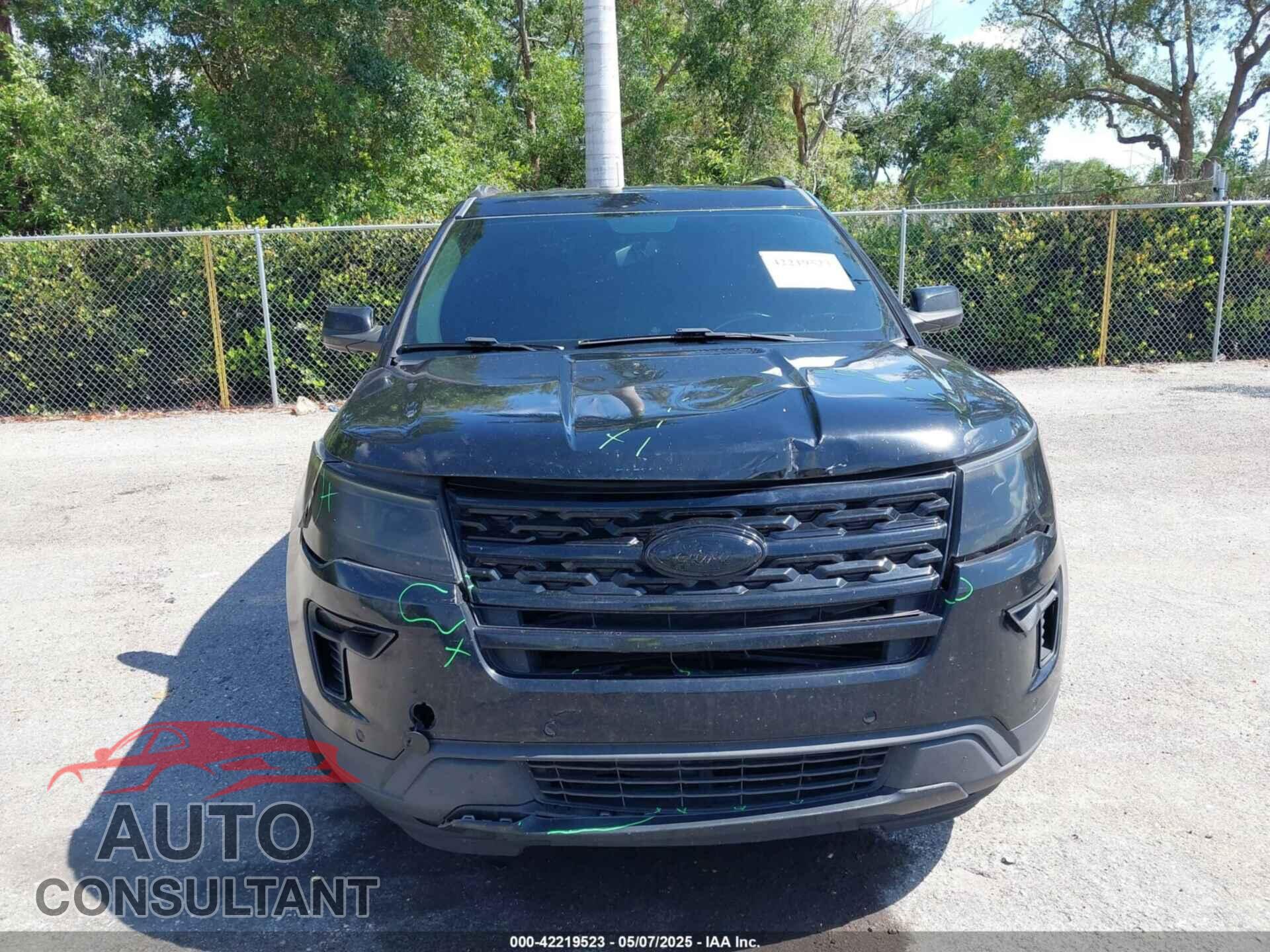 FORD EXPLORER 2018 - 1FM5K7D85JGB04304
