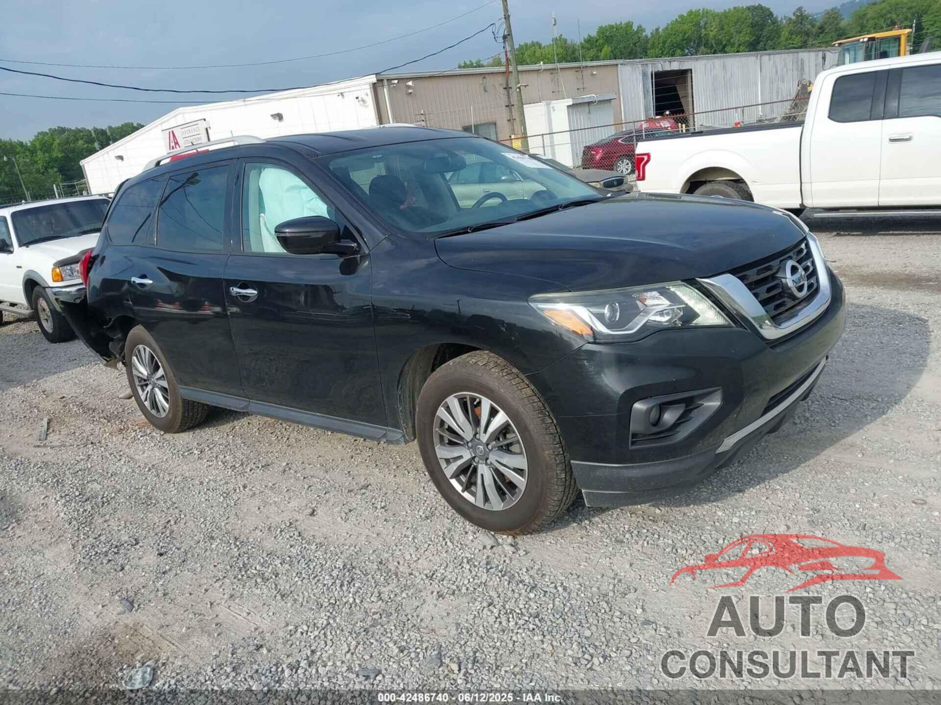 NISSAN PATHFINDER 2018 - 5N1DR2MN6JC635258
