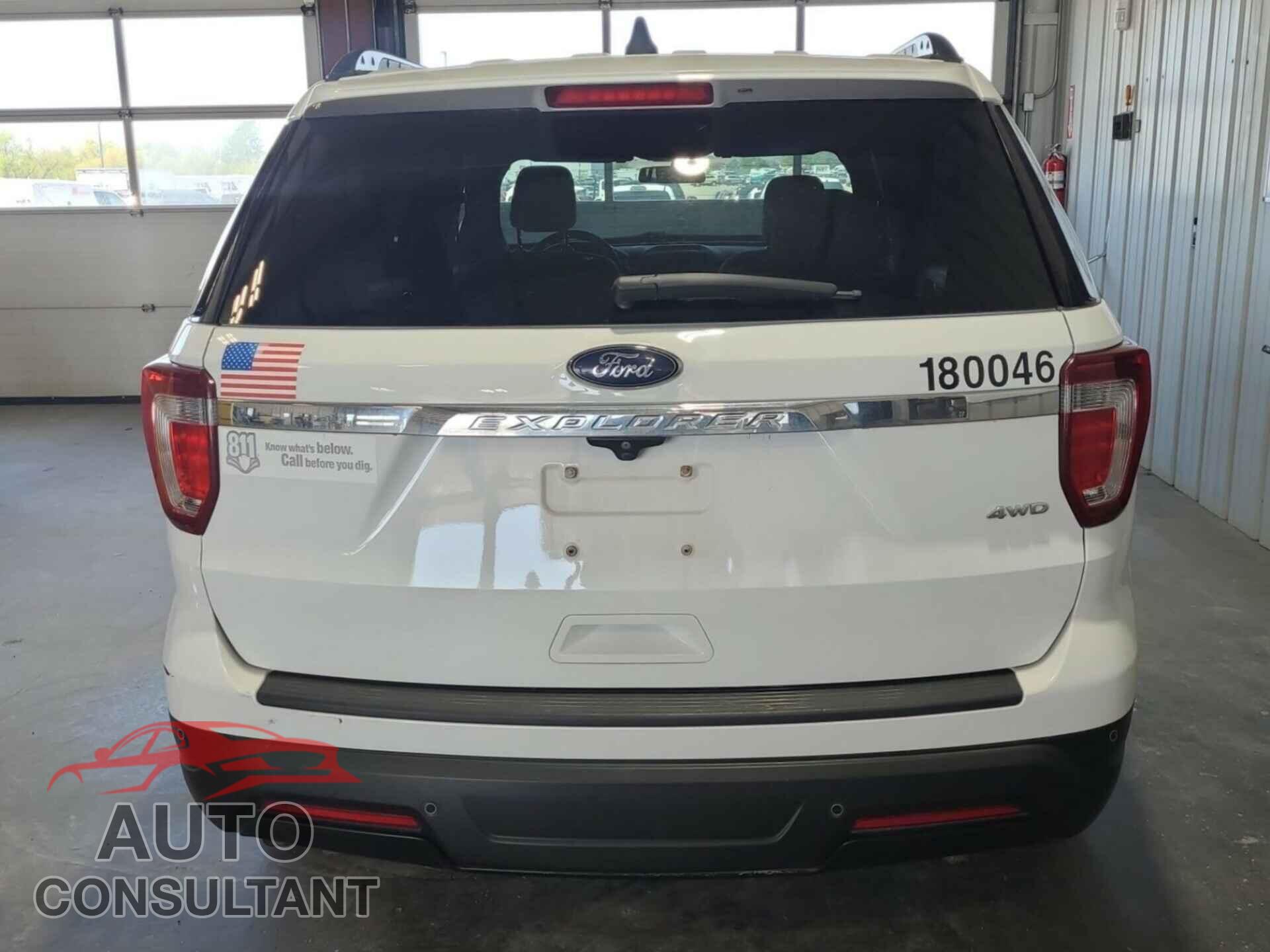 FORD EXPLORER 2018 - 1FM5K8B82JGB35163