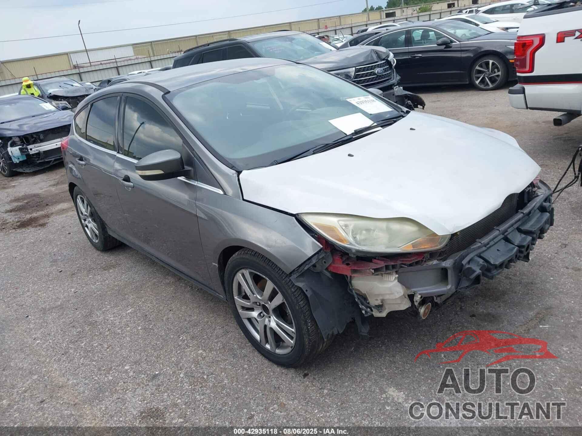 FORD FOCUS 2012 - 1FAHP3M25CL174361