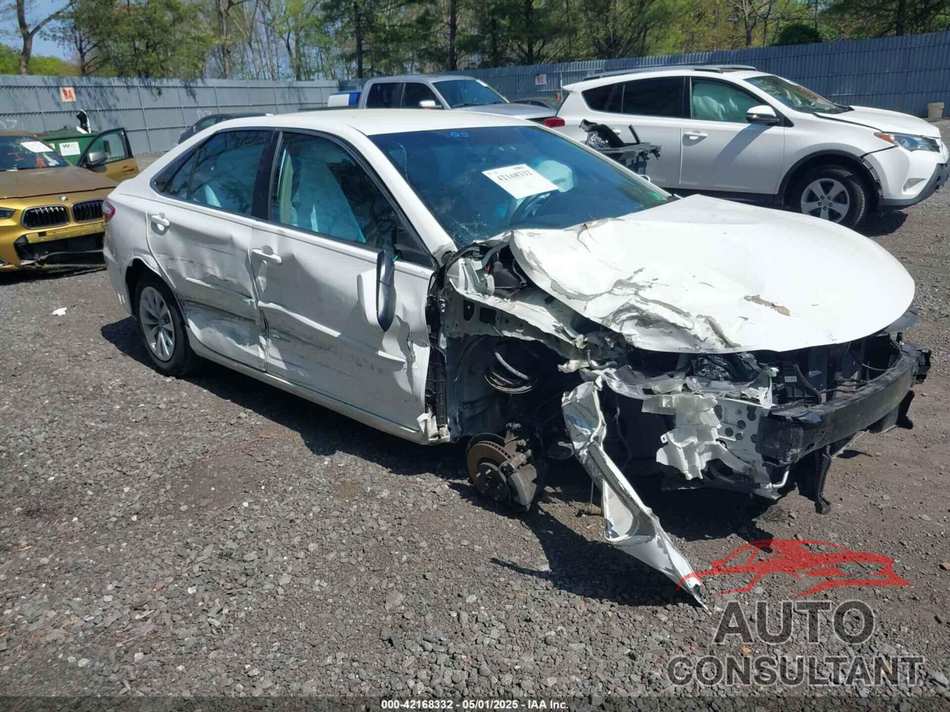 TOYOTA CAMRY 2016 - 4T4BF1FK3GR579964