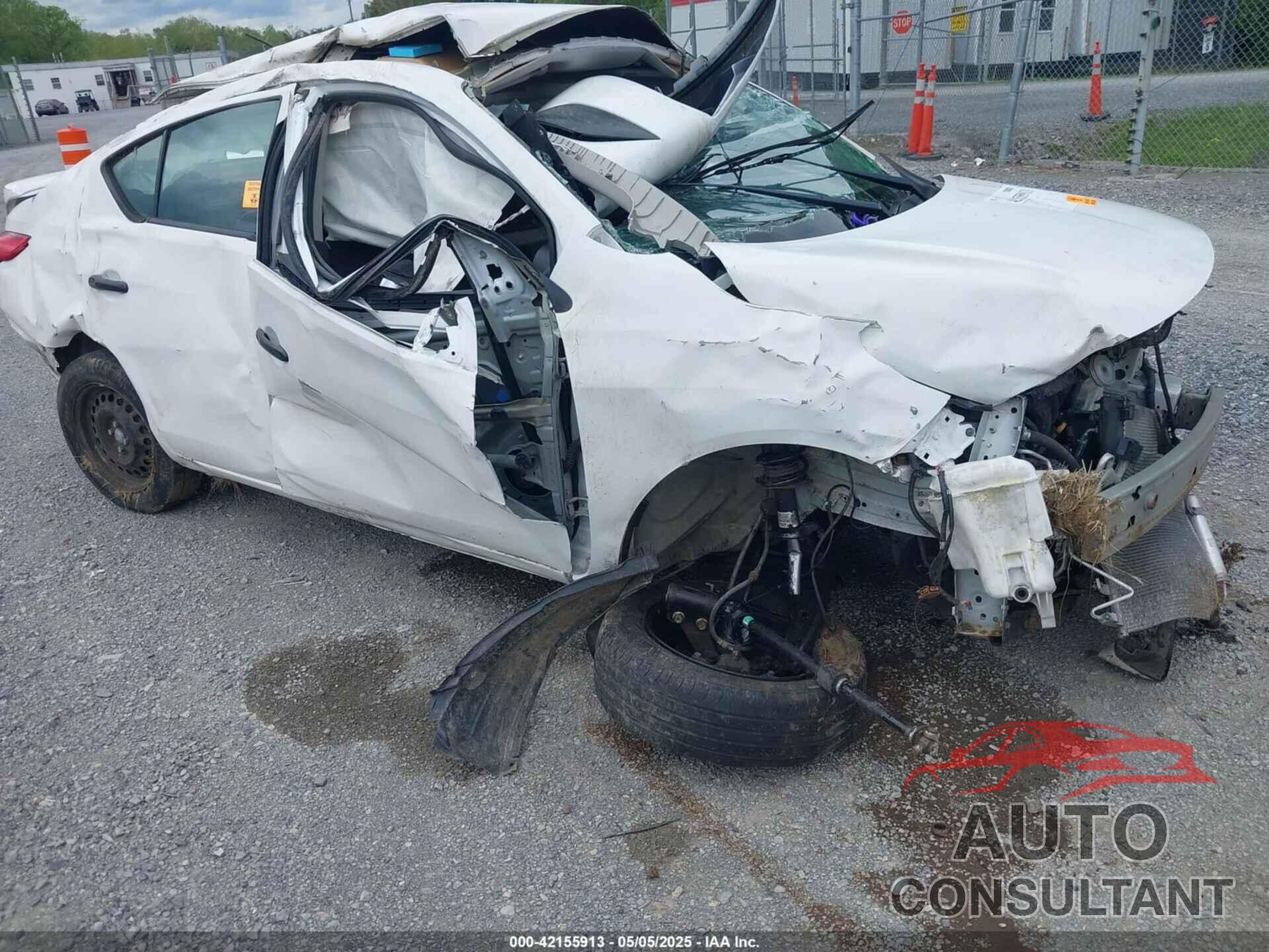 NISSAN VERSA 2017 - 3N1CN7AP3HL811831