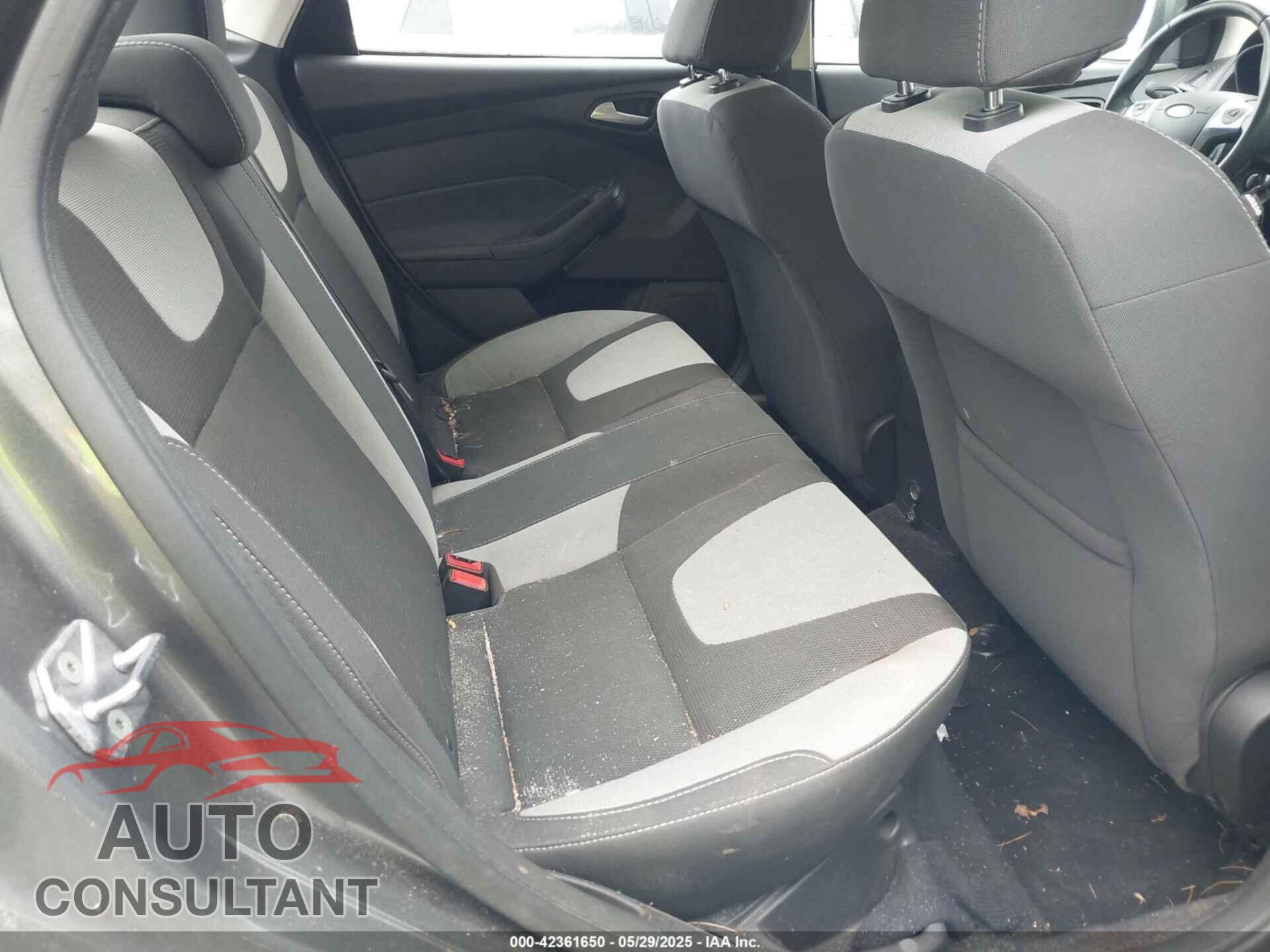 FORD FOCUS 2012 - 1FAHP3F23CL414066