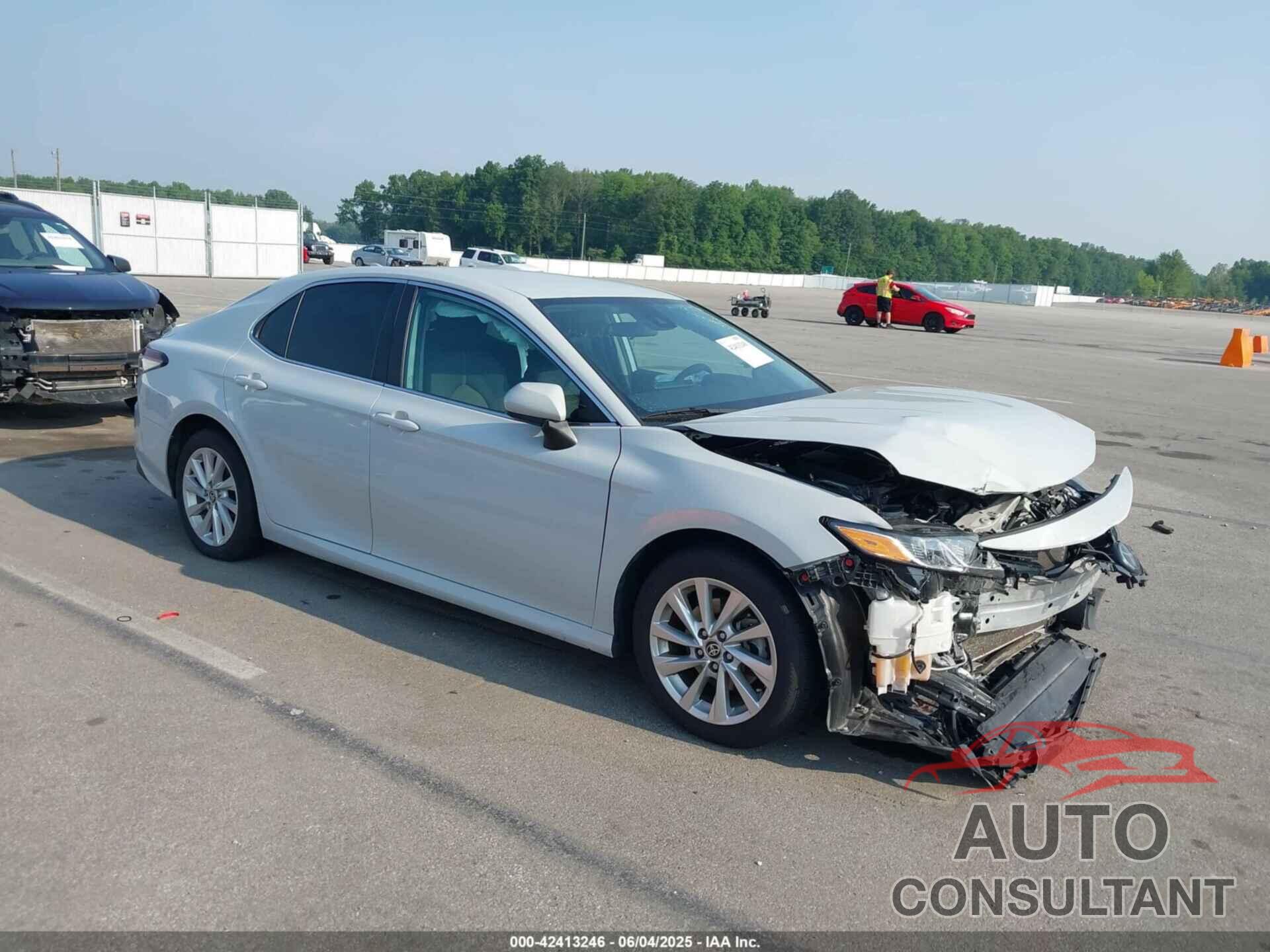 TOYOTA CAMRY 2023 - 4T1C11AK2PU118937