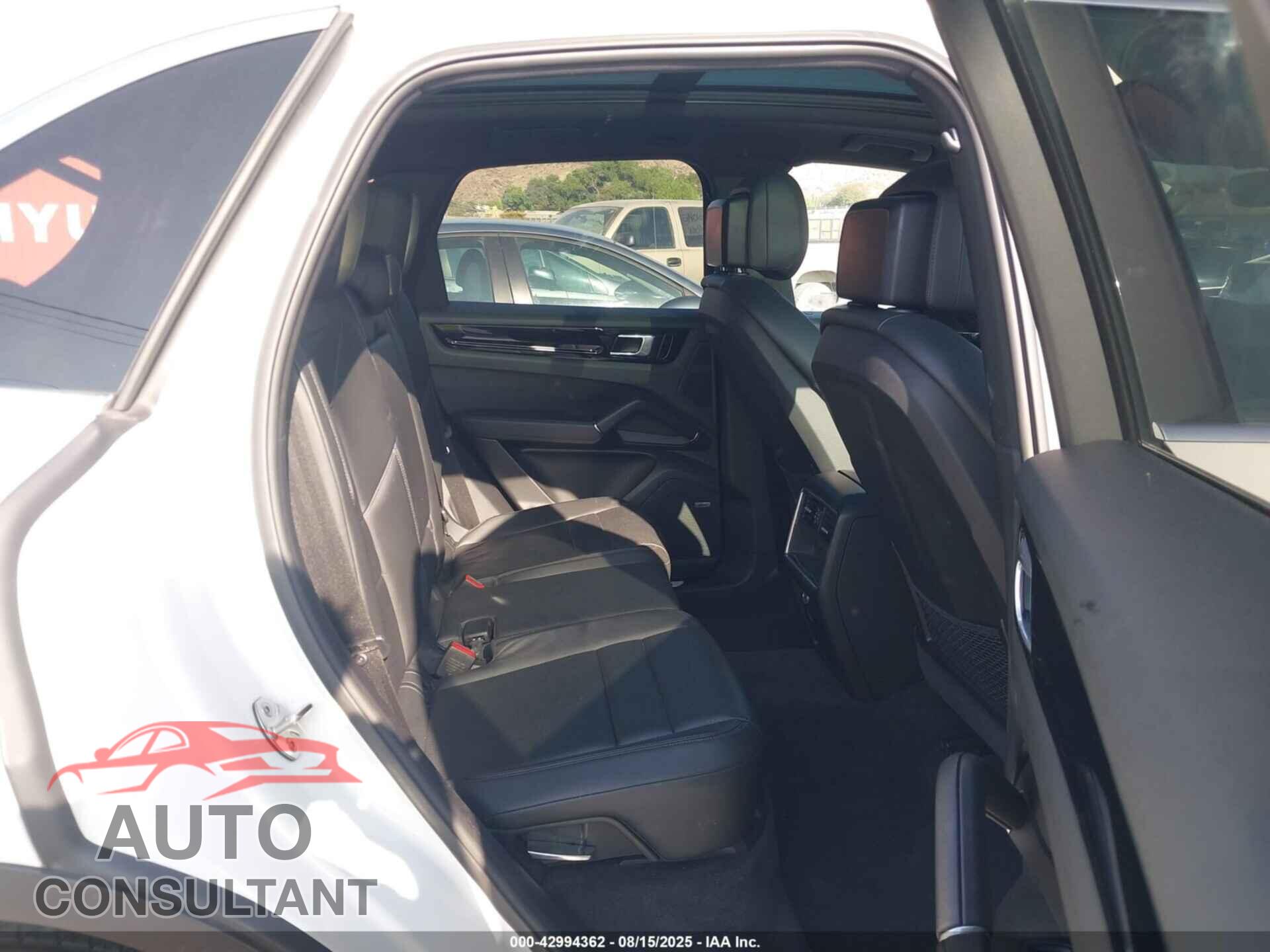 PORSCHE CAYENNE 2020 - WP1AA2AY2LDA05262