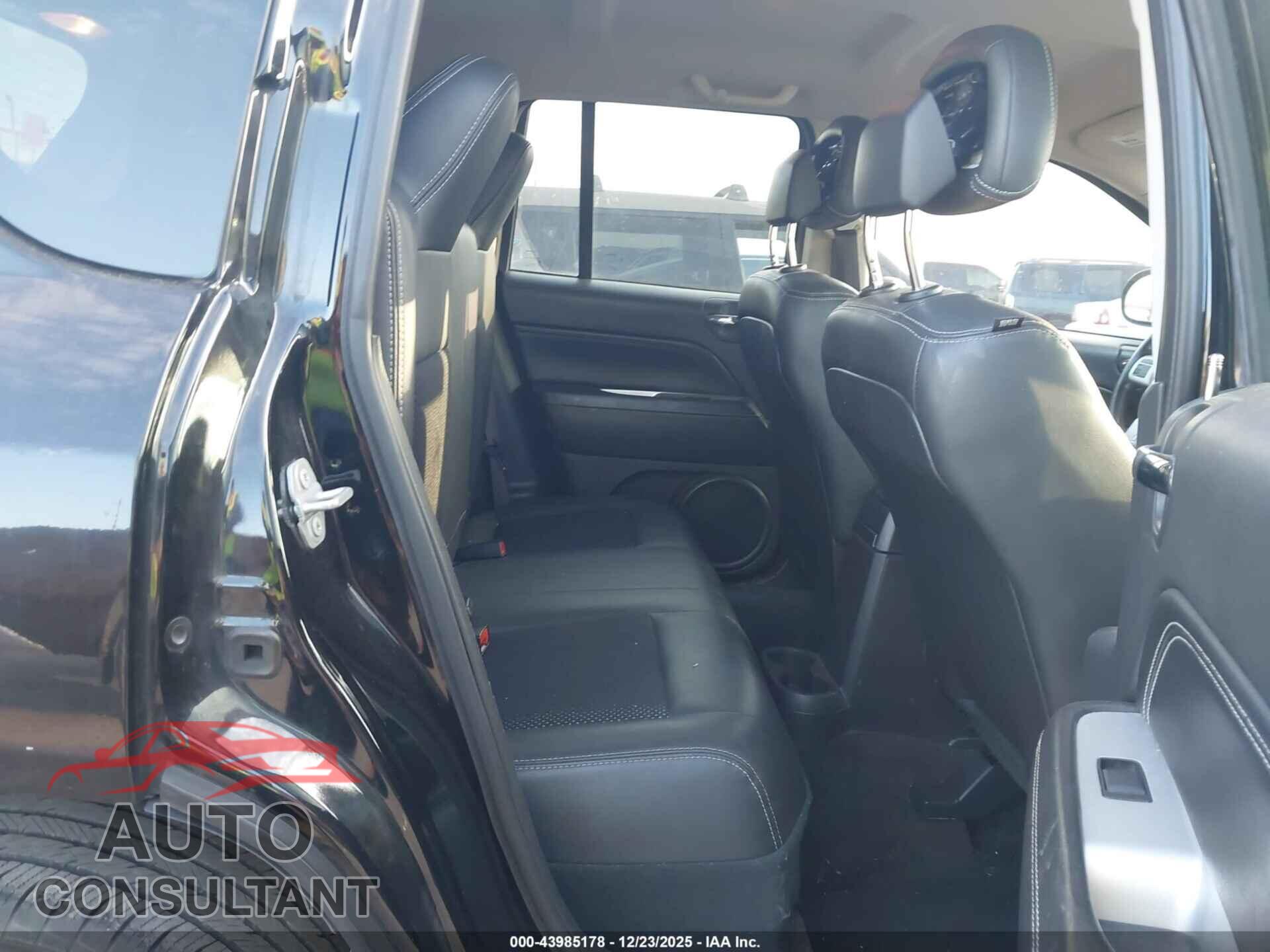 JEEP COMPASS 2017 - 1C4NJCEB1HD210917