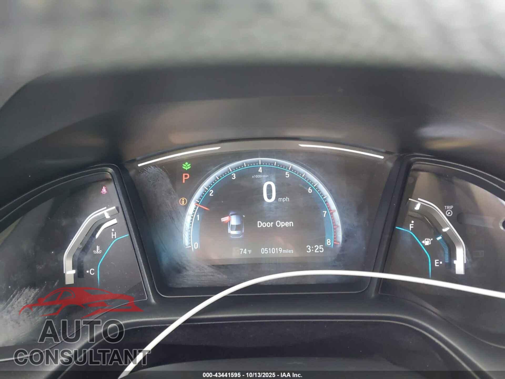 HONDA CIVIC 2019 - 2HGFC2F60KH566247