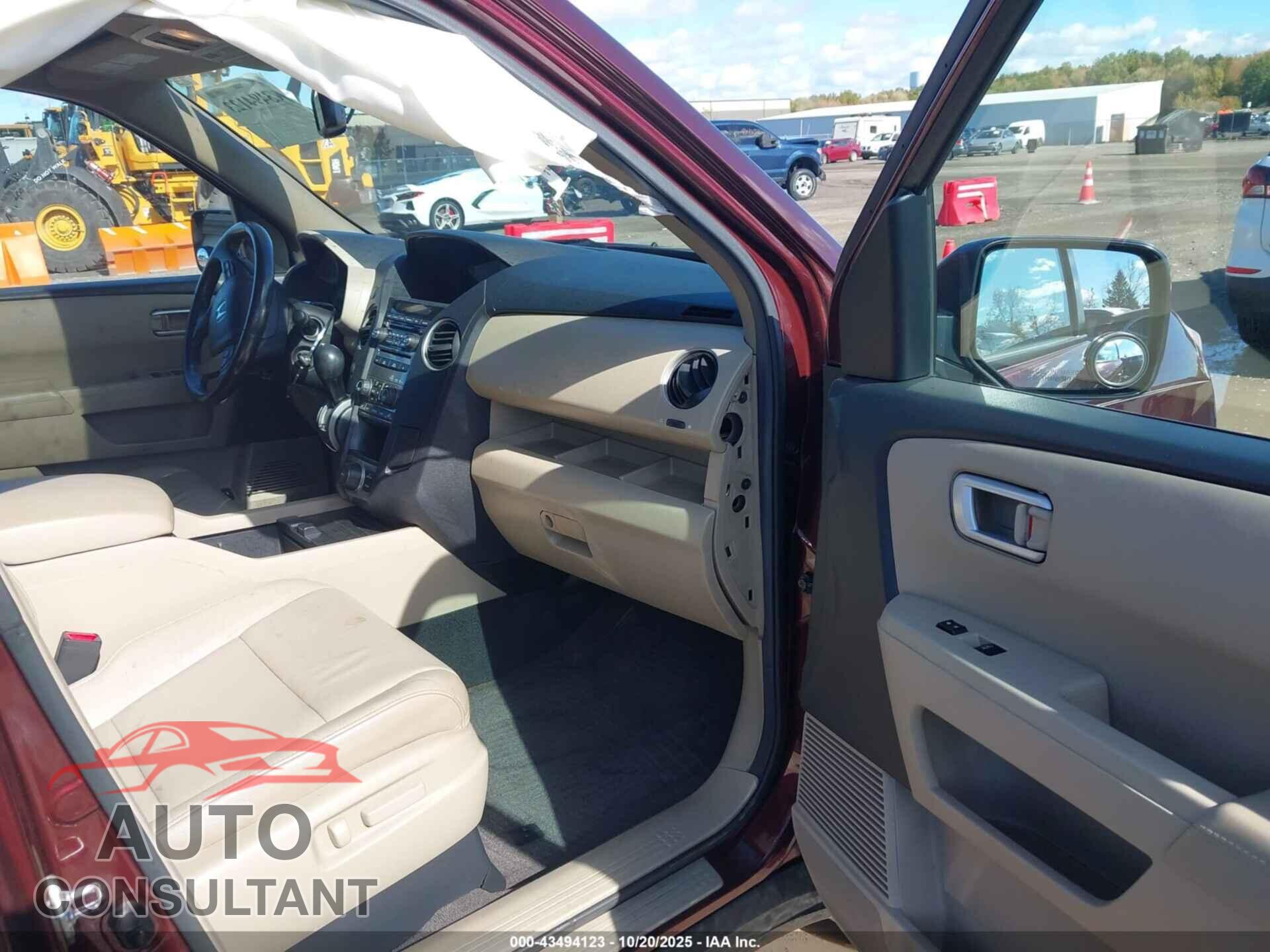 HONDA PILOT 2013 - 5FNYF4H61DB006219