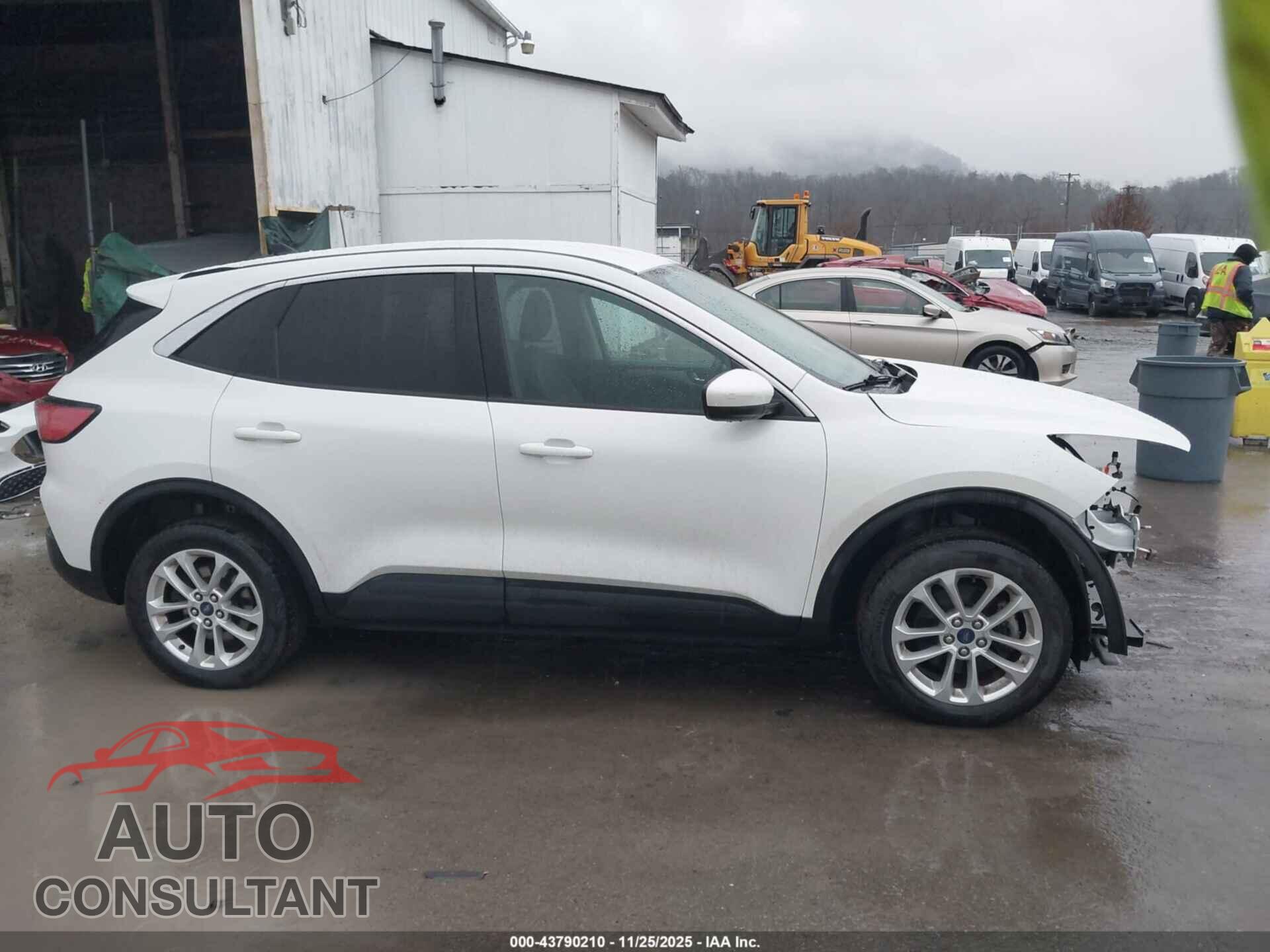 FORD ESCAPE 2020 - 1FMCU9G64LUA04951