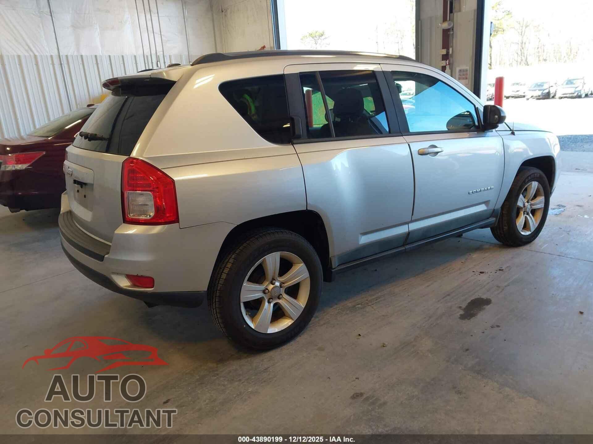 JEEP COMPASS 2011 - 1J4NF1FB7BD276846
