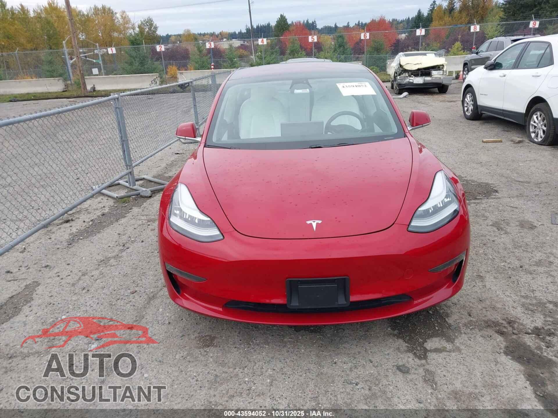 TESLA MODEL 3 2018 - 5YJ3E1EB4JF099553