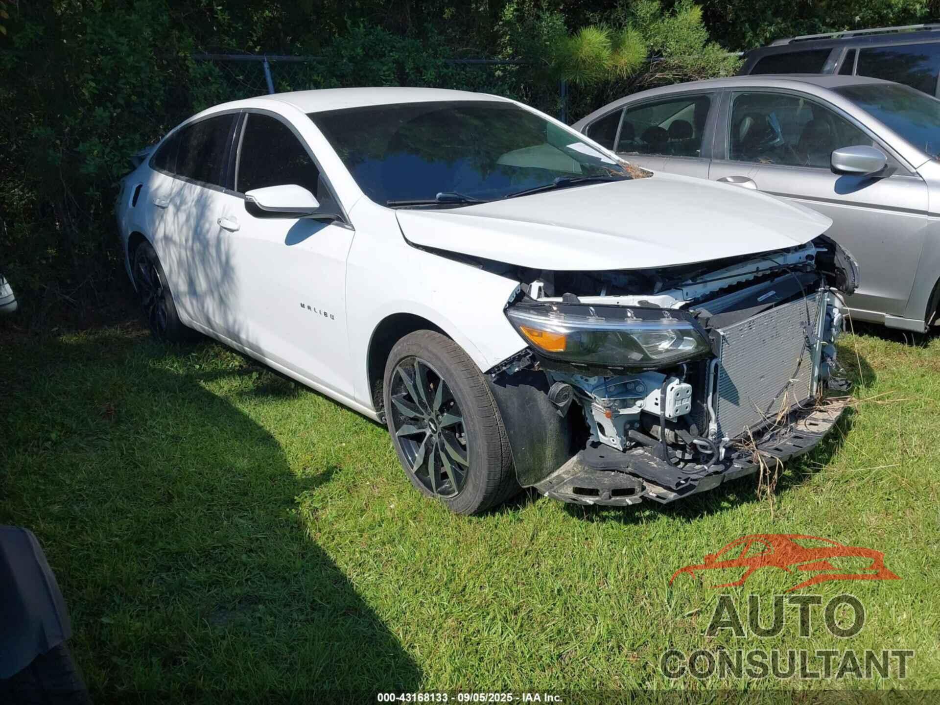 CHEVROLET MALIBU 2018 - 1G1ZD5ST4JF280769