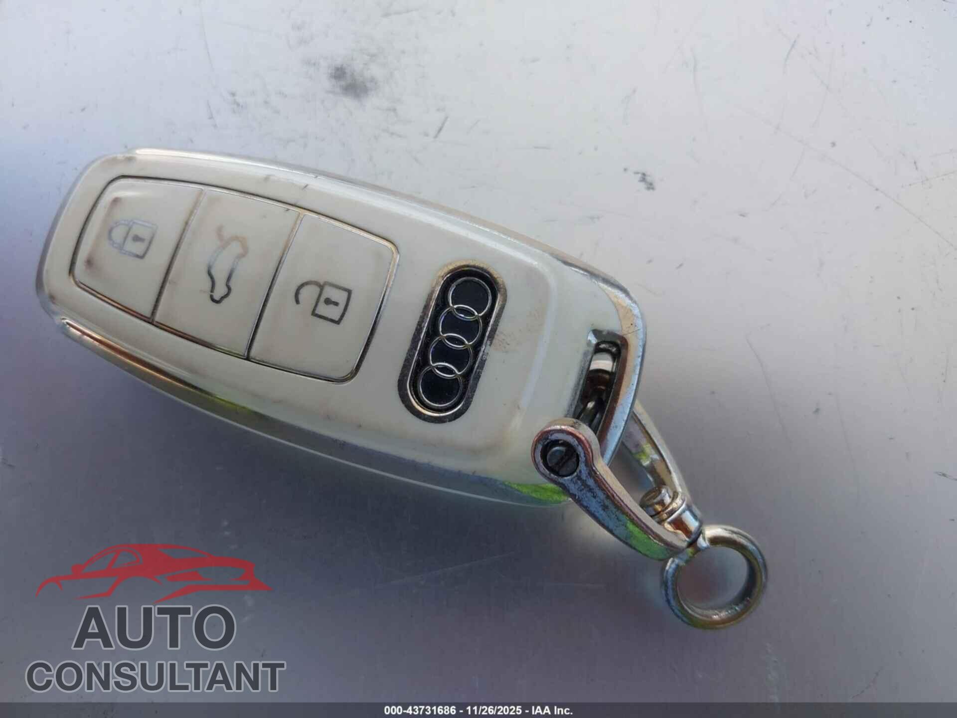 AUDI E-TRON 2019 - WA1LAAGE2KB011830