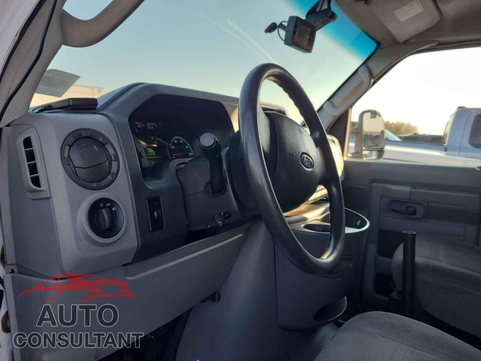 FORD E-150 2010 - 1FTNE1EW5ADA90881