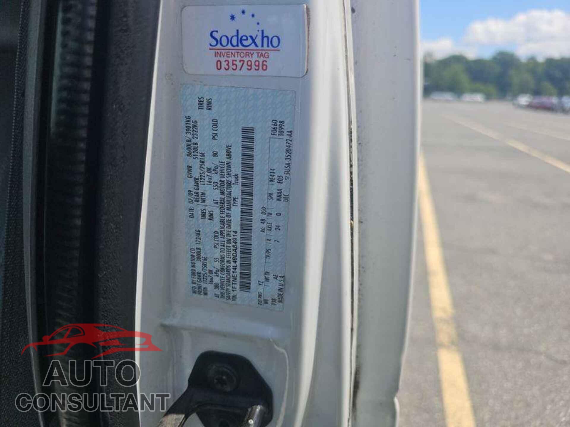 FORD ECONOLINE 2009 - 1FTNE14L49DA84914