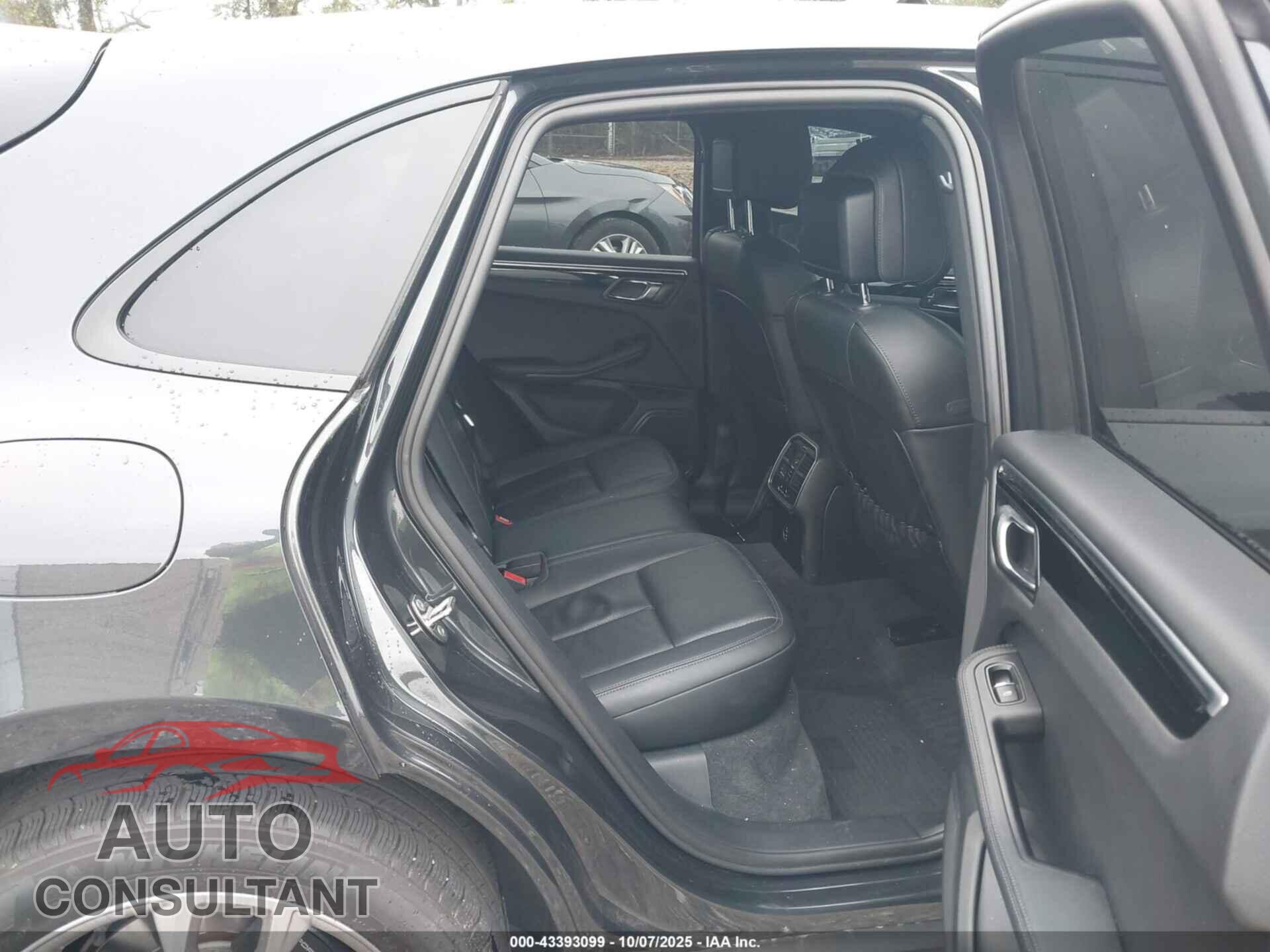 PORSCHE MACAN 2023 - WP1AA2A55PLB17586
