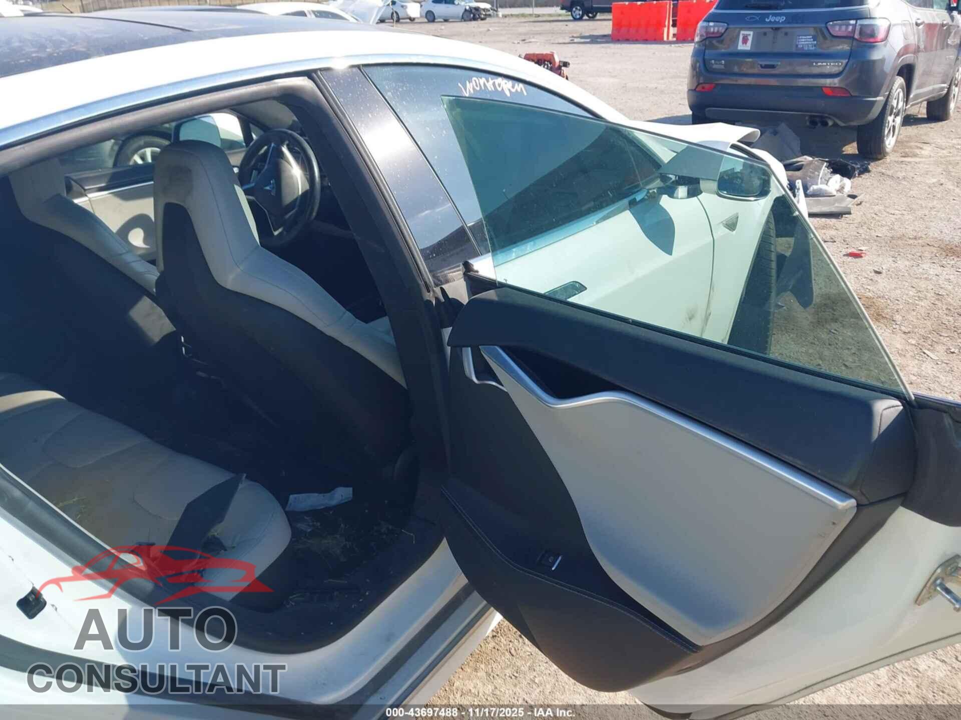 TESLA MODEL S 2016 - 5YJSA1E21GF146232