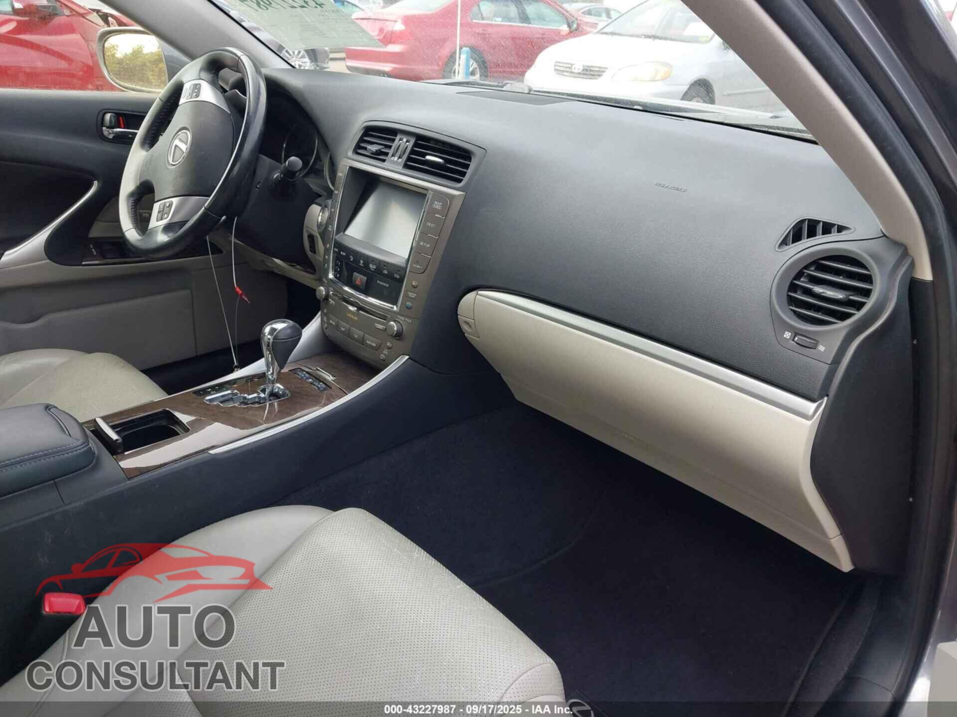 LEXUS IS 250 2012 - JTHCF5C20C5054197