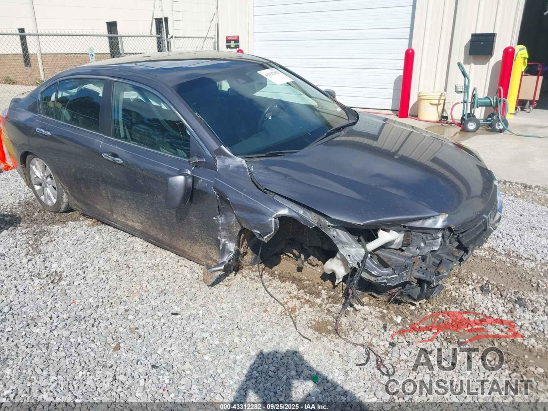 HONDA ACCORD 2013 - 1HGCR2F84DA217449