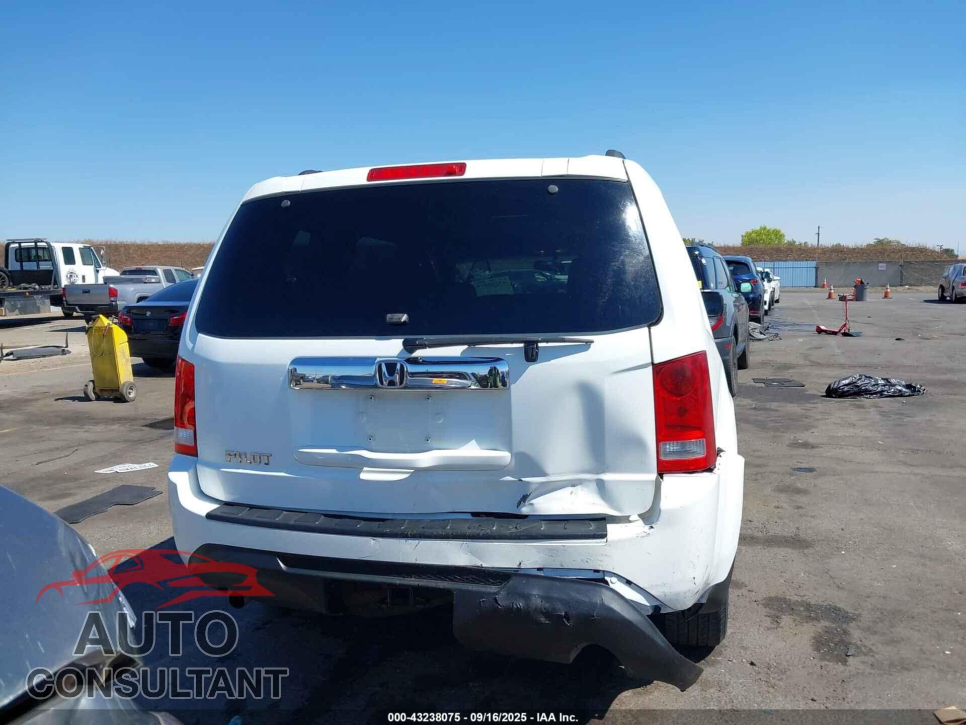 HONDA PILOT 2012 - 5FNYF3H27CB029672