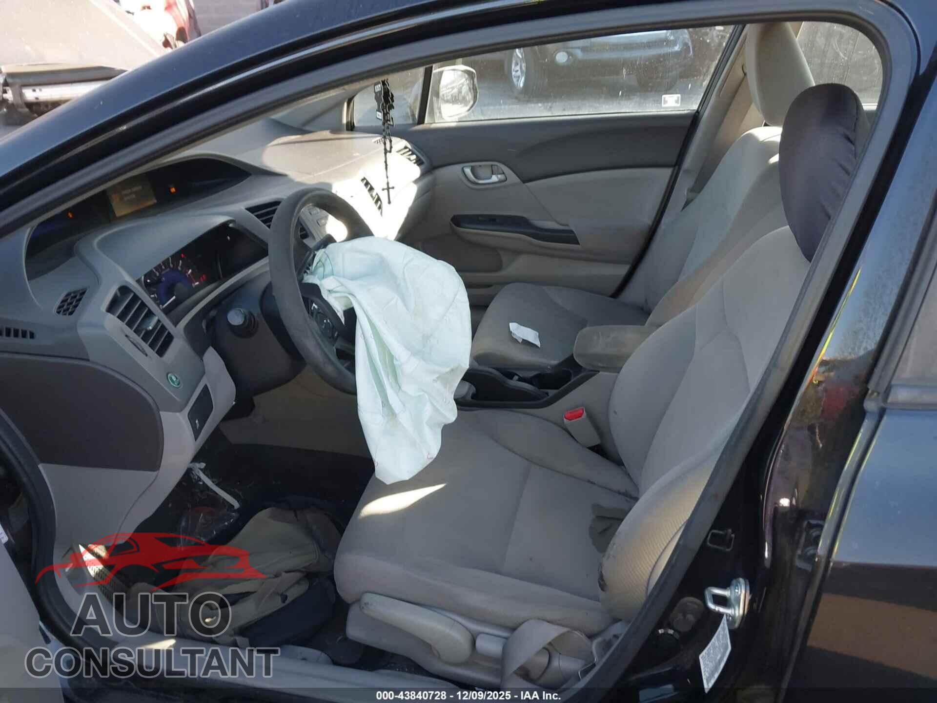 HONDA CIVIC 2012 - 19XFB2F50CE385011