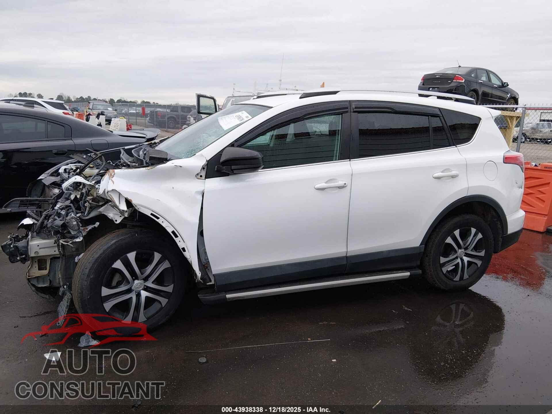 TOYOTA RAV4 2016 - 2T3BFREV7GW441663