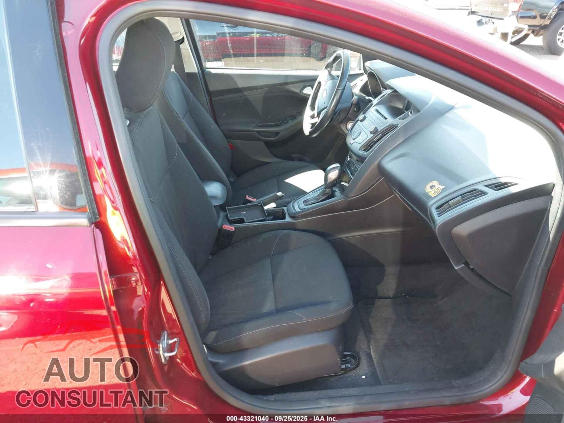 FORD FOCUS 2016 - 1FADP3F27GL225537