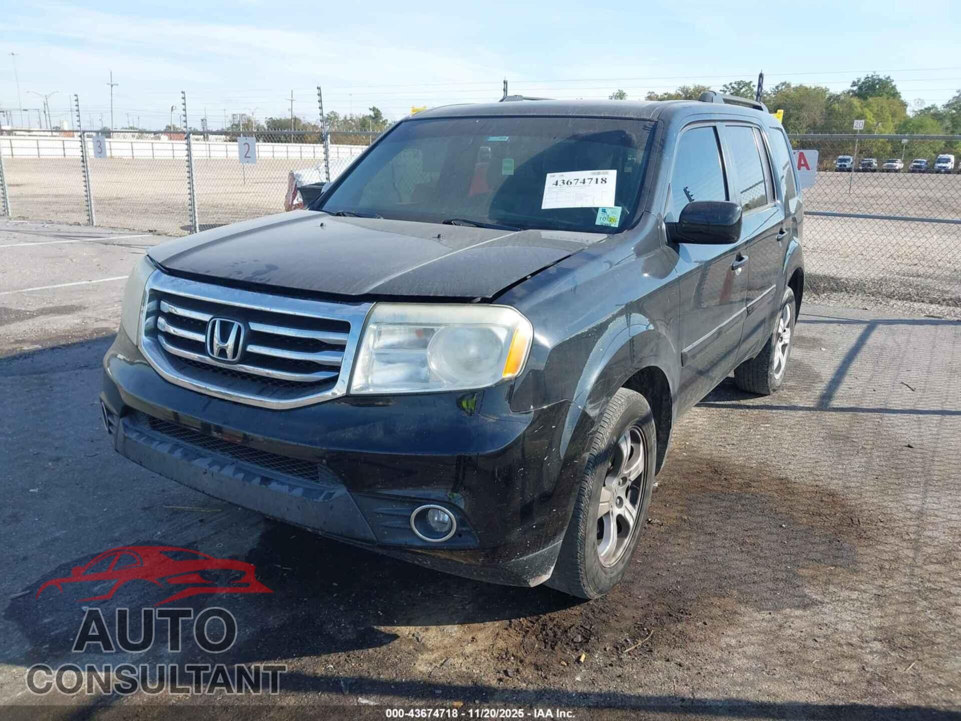 HONDA PILOT 2013 - 5FNYF4H46DB085434